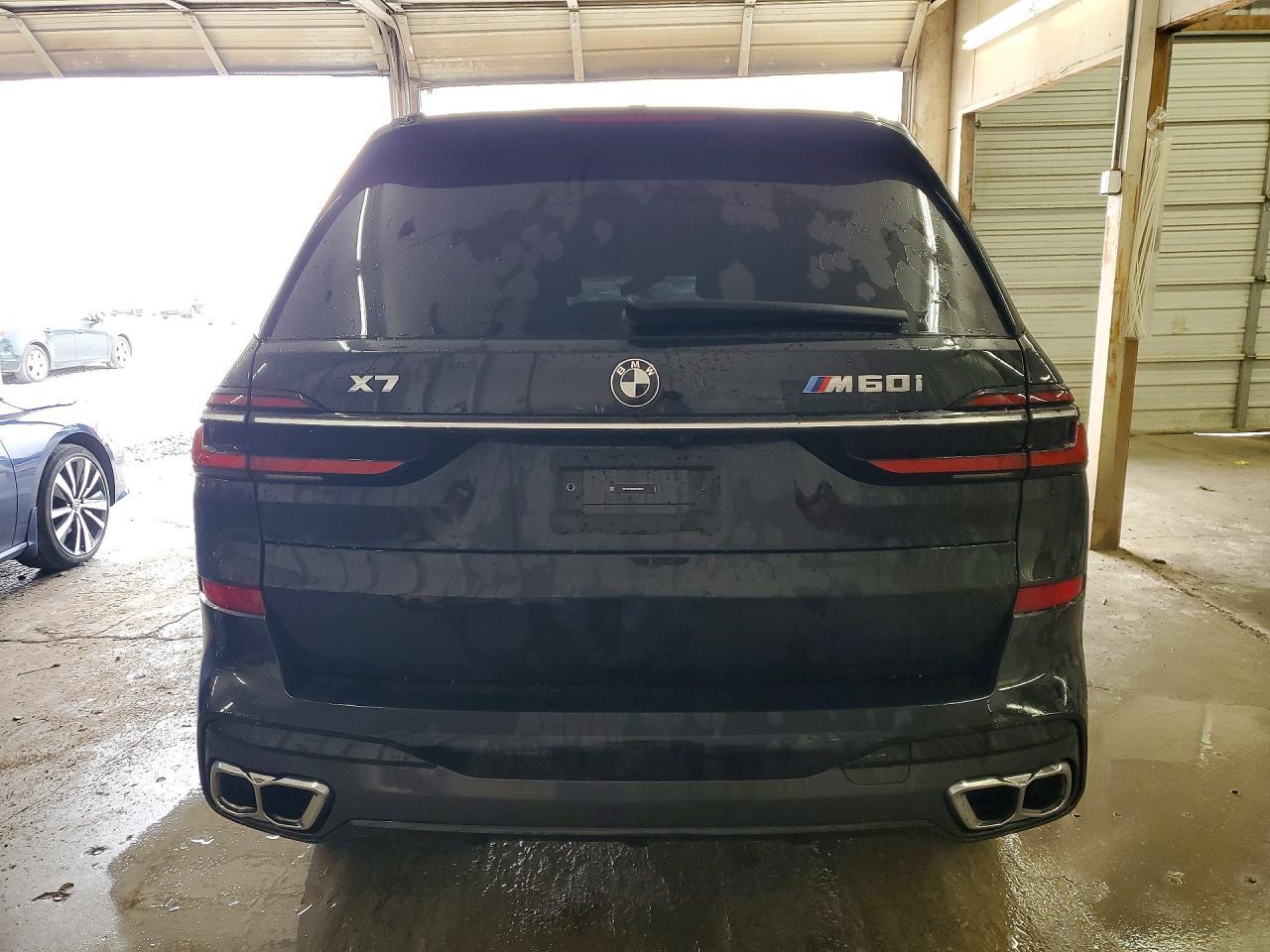 2024 BMW X7
