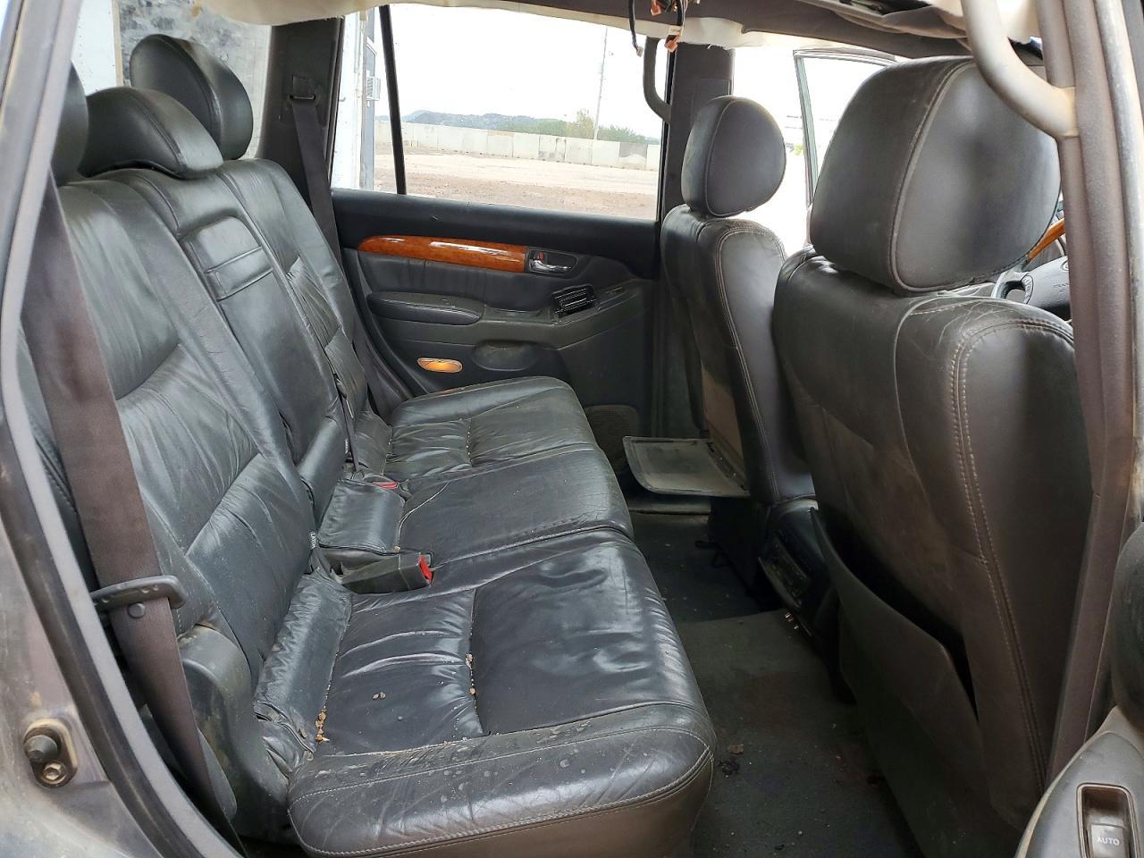 2004 LEXUS Gx 470