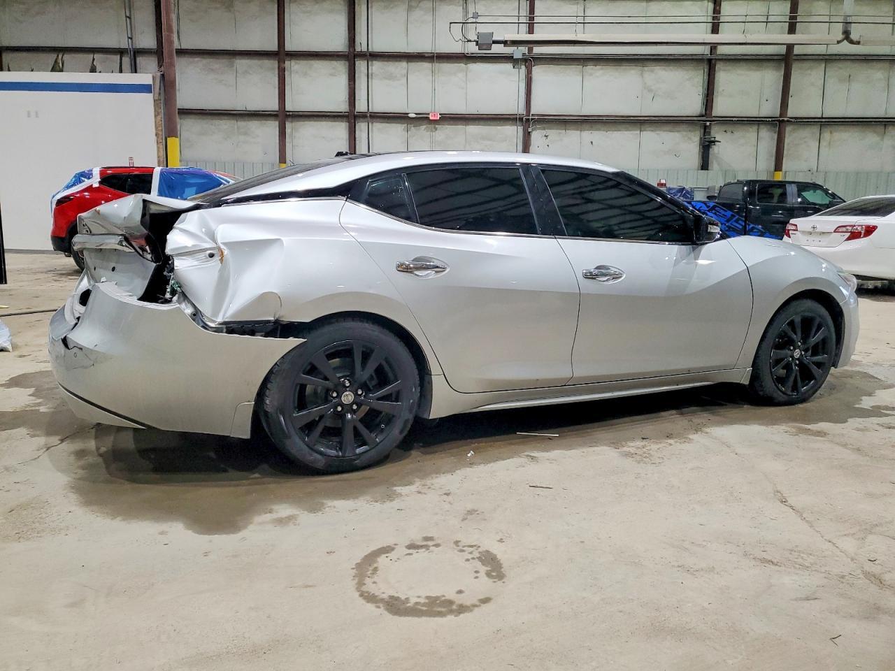 2018 NISSAN Maxima
