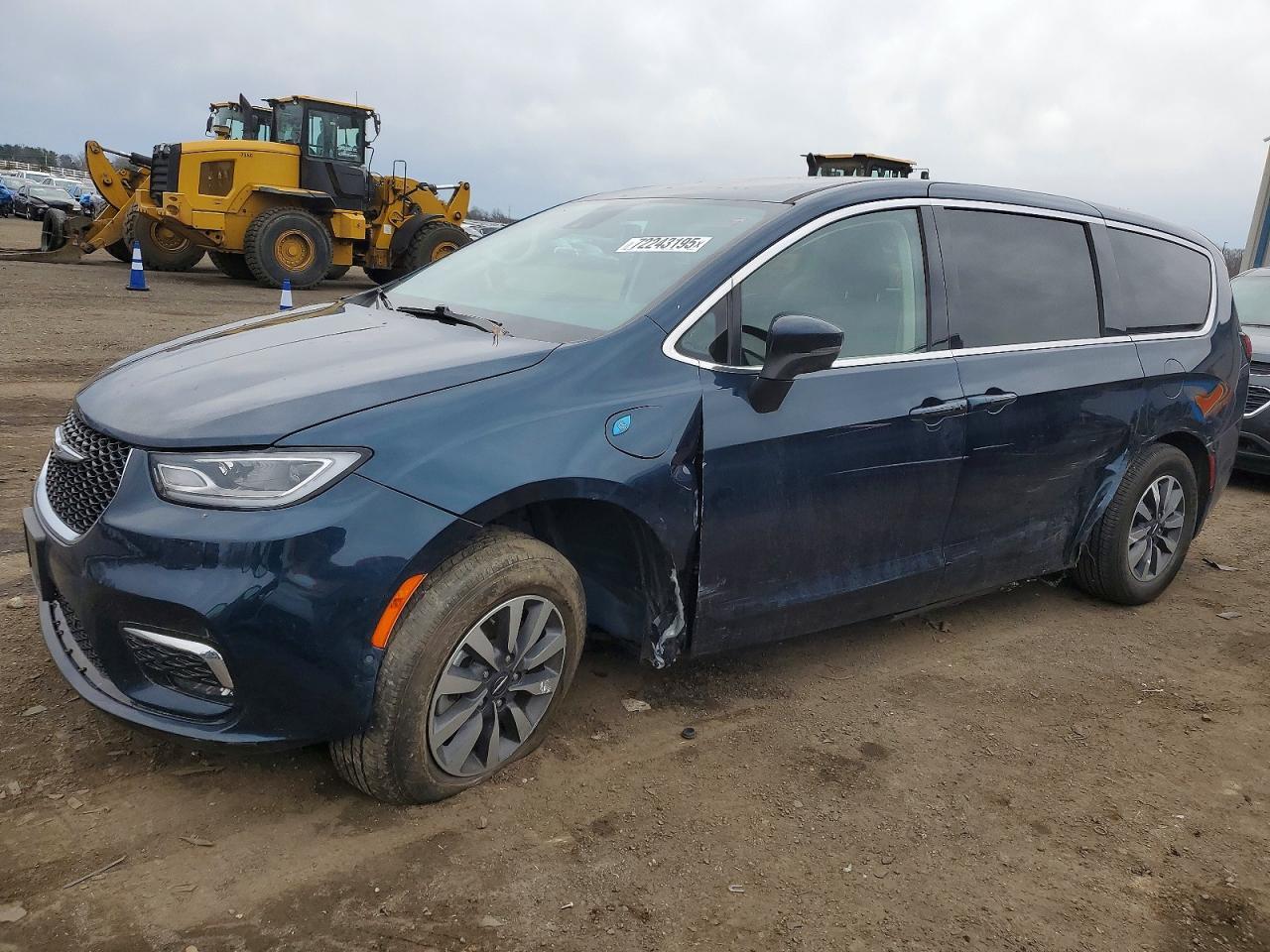 2023 CHRYSLER Pacifica