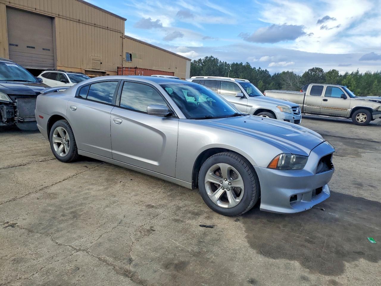 2013 DODGE CHARGER