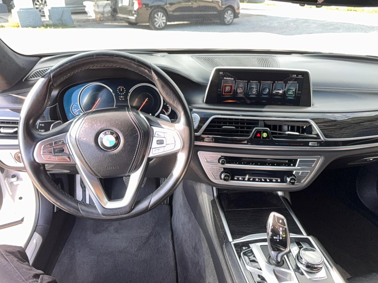 2017 BMW 7 series
