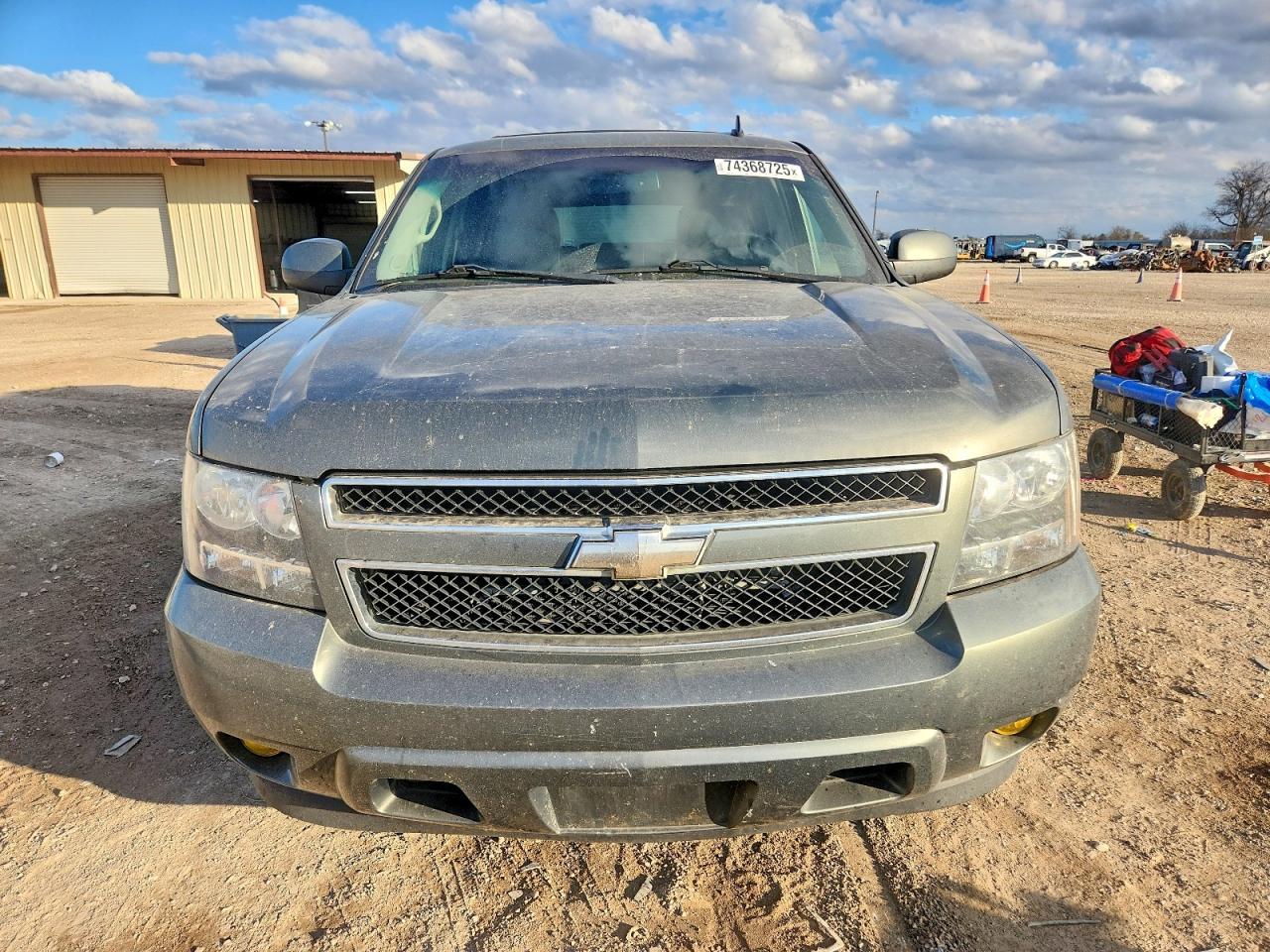 2011 CHEVROLET Tahoe