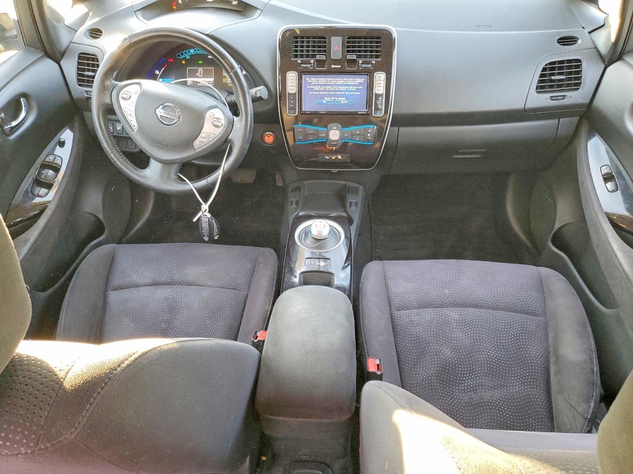 2013 NISSAN LEAF