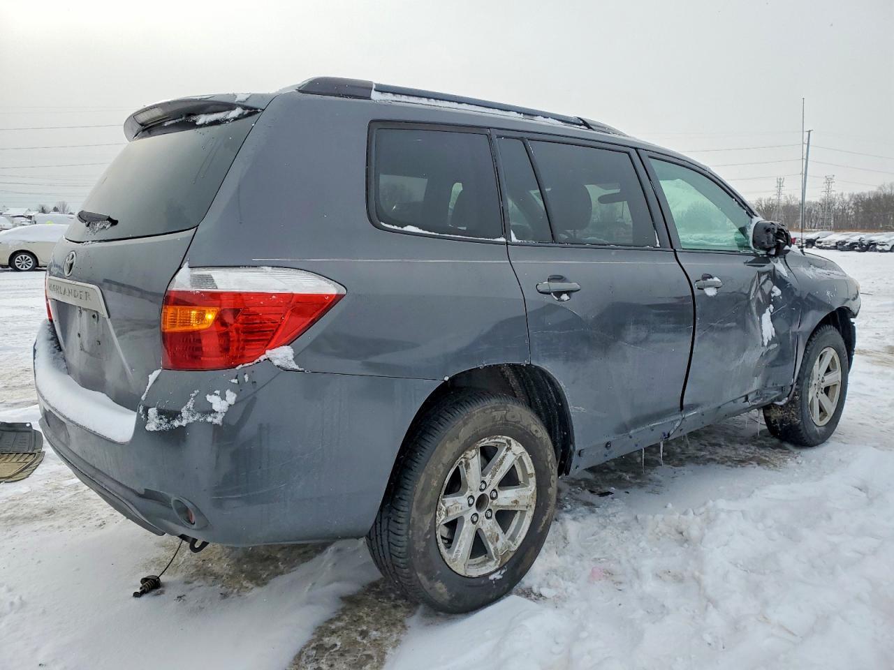2010 TOYOTA HIGHLANDER