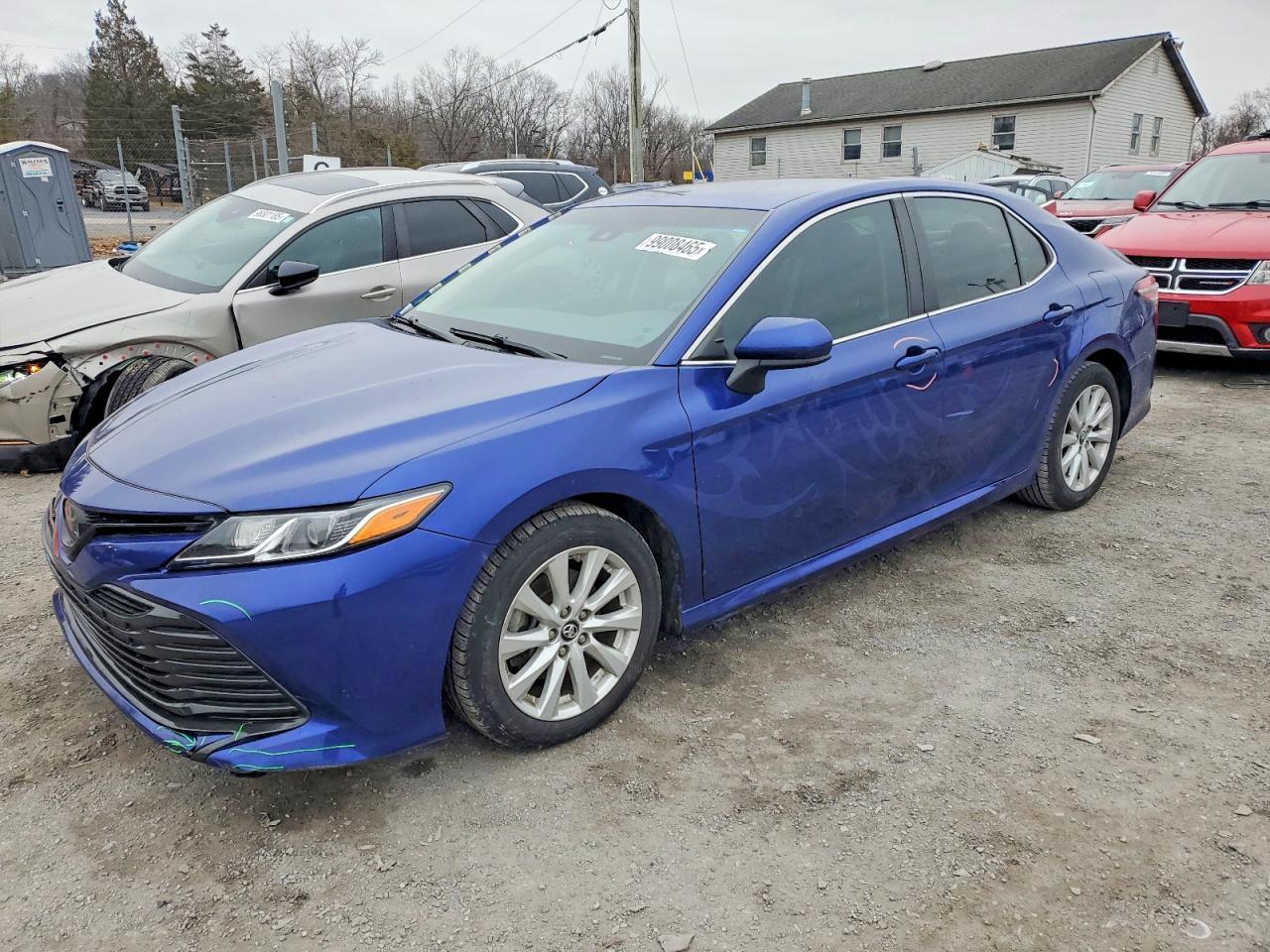 2018 TOYOTA CAMRY