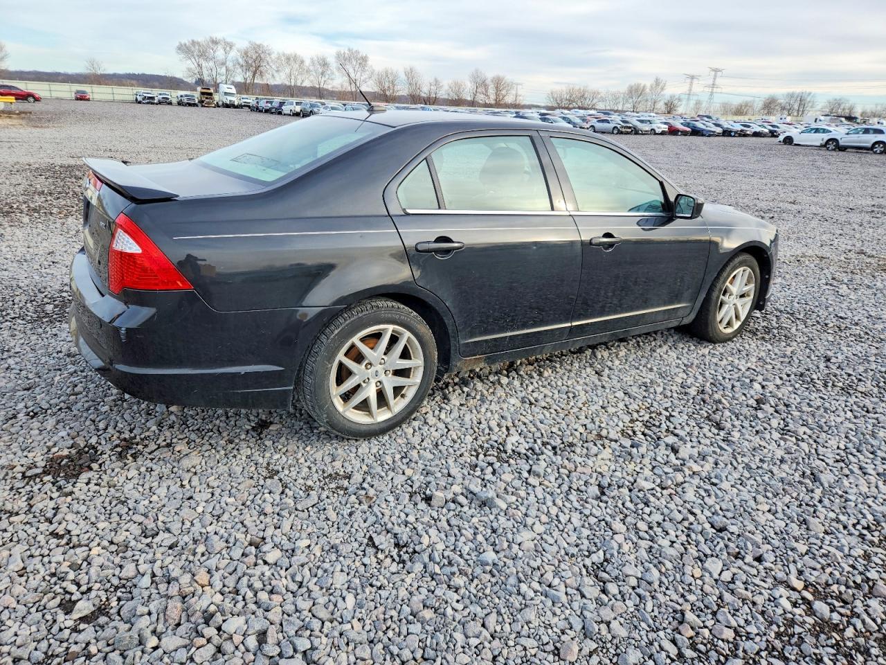 2011 FORD FUSION