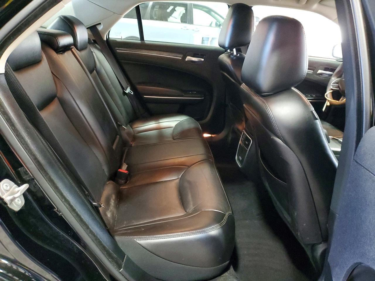 2022 CHRYSLER 300