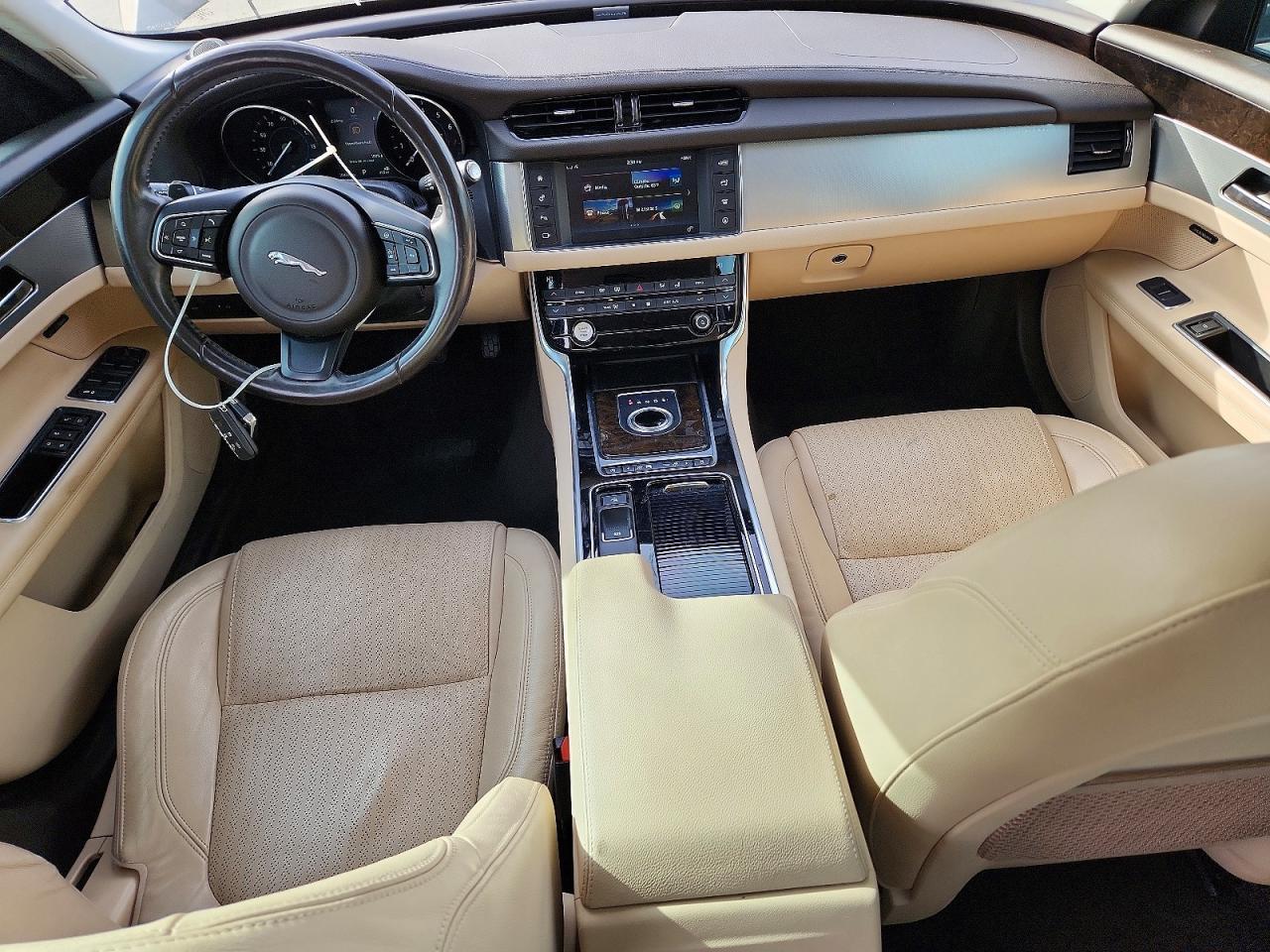 2016 JAGUAR XF