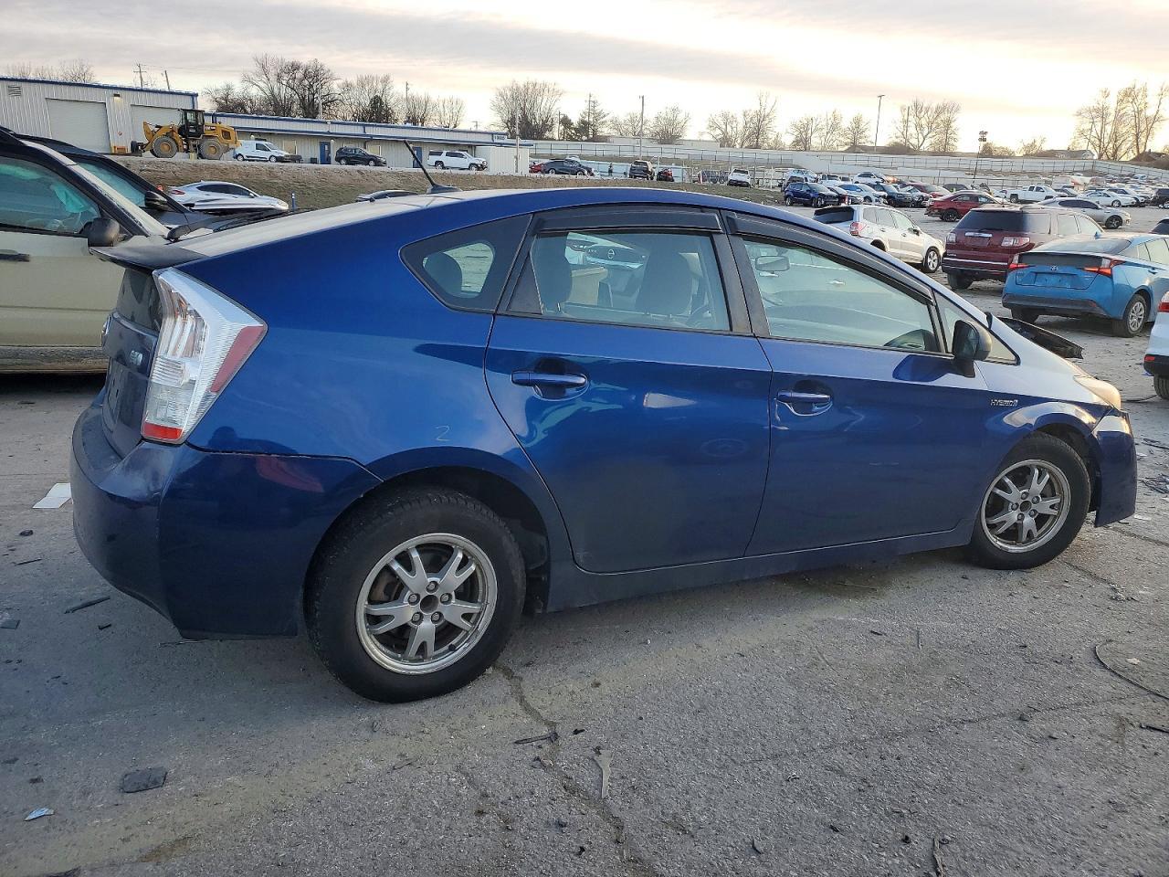 2010 TOYOTA PRIUS