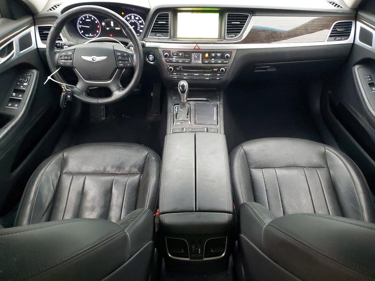 2016 HYUNDAI GENESIS