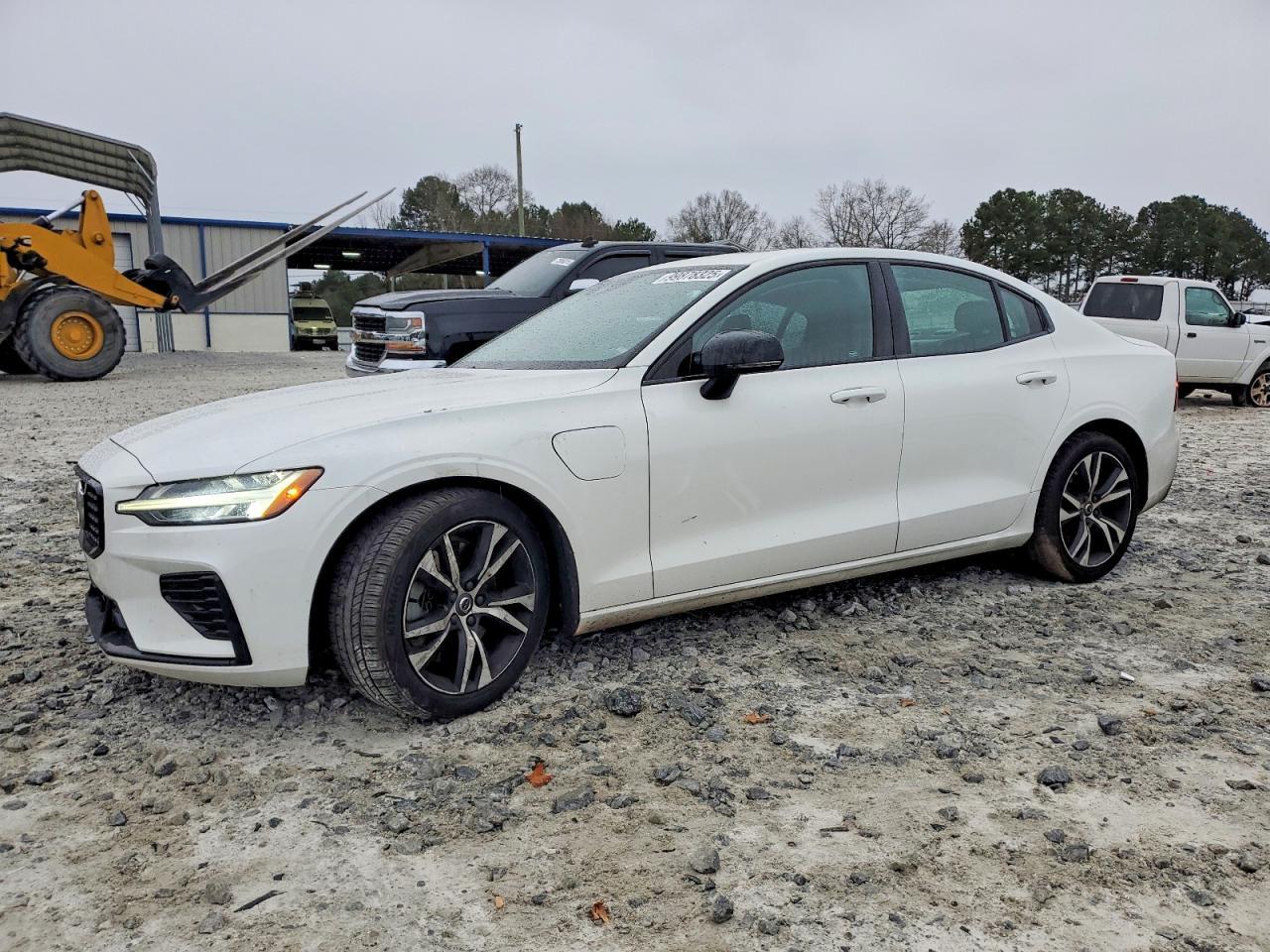 2022 VOLVO S60