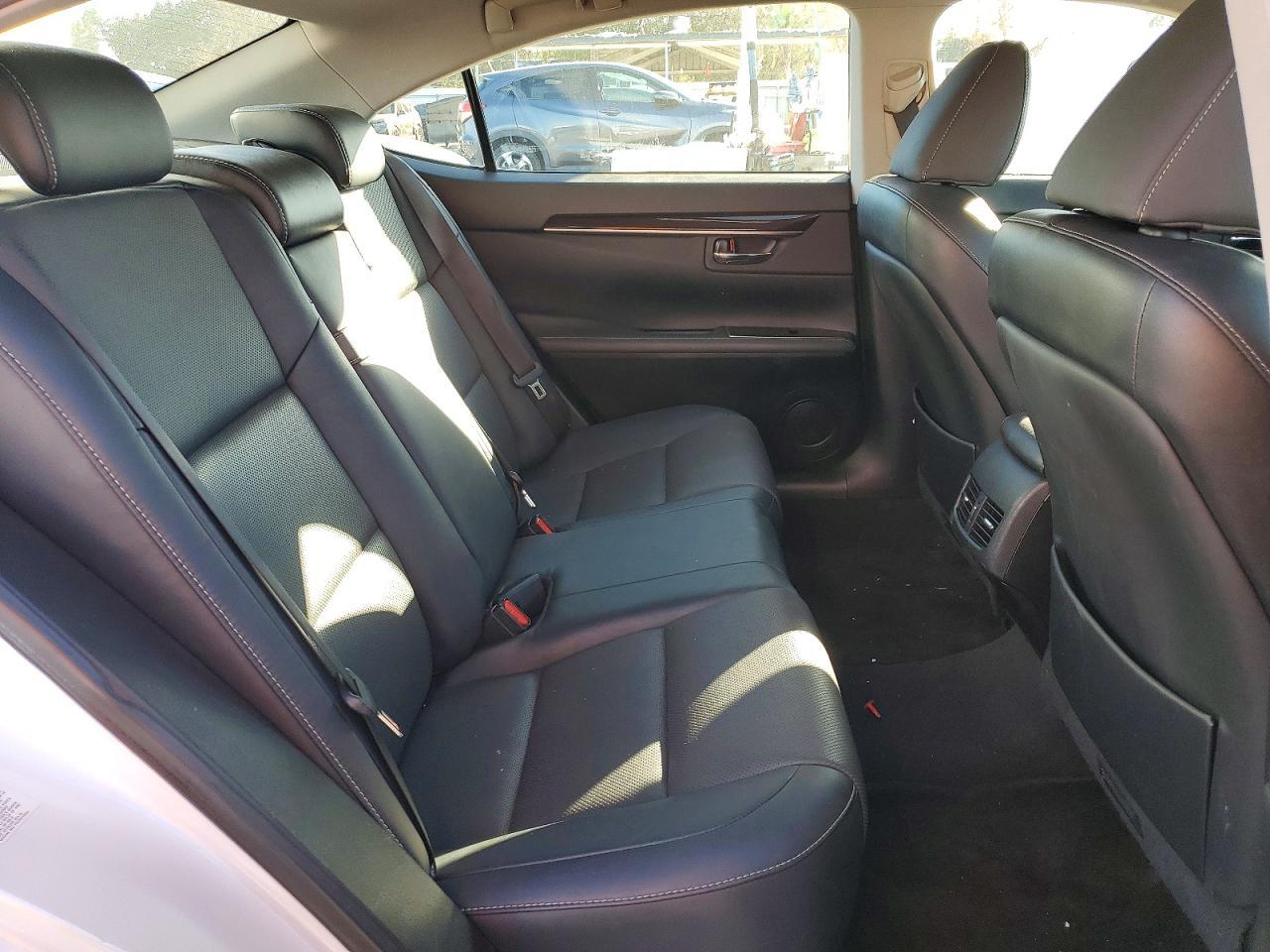 2018 LEXUS ES 350