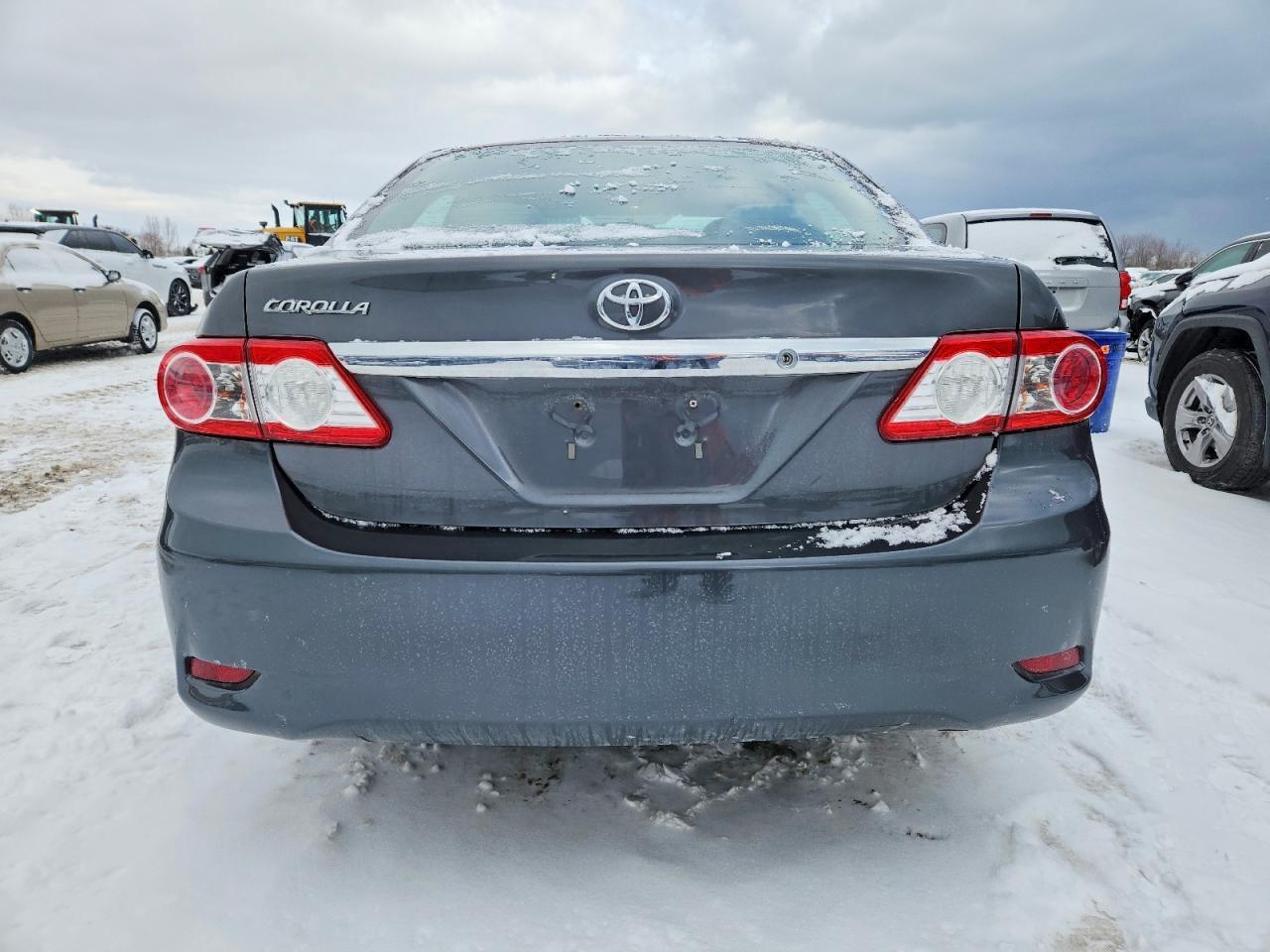 2011 TOYOTA COROLLA