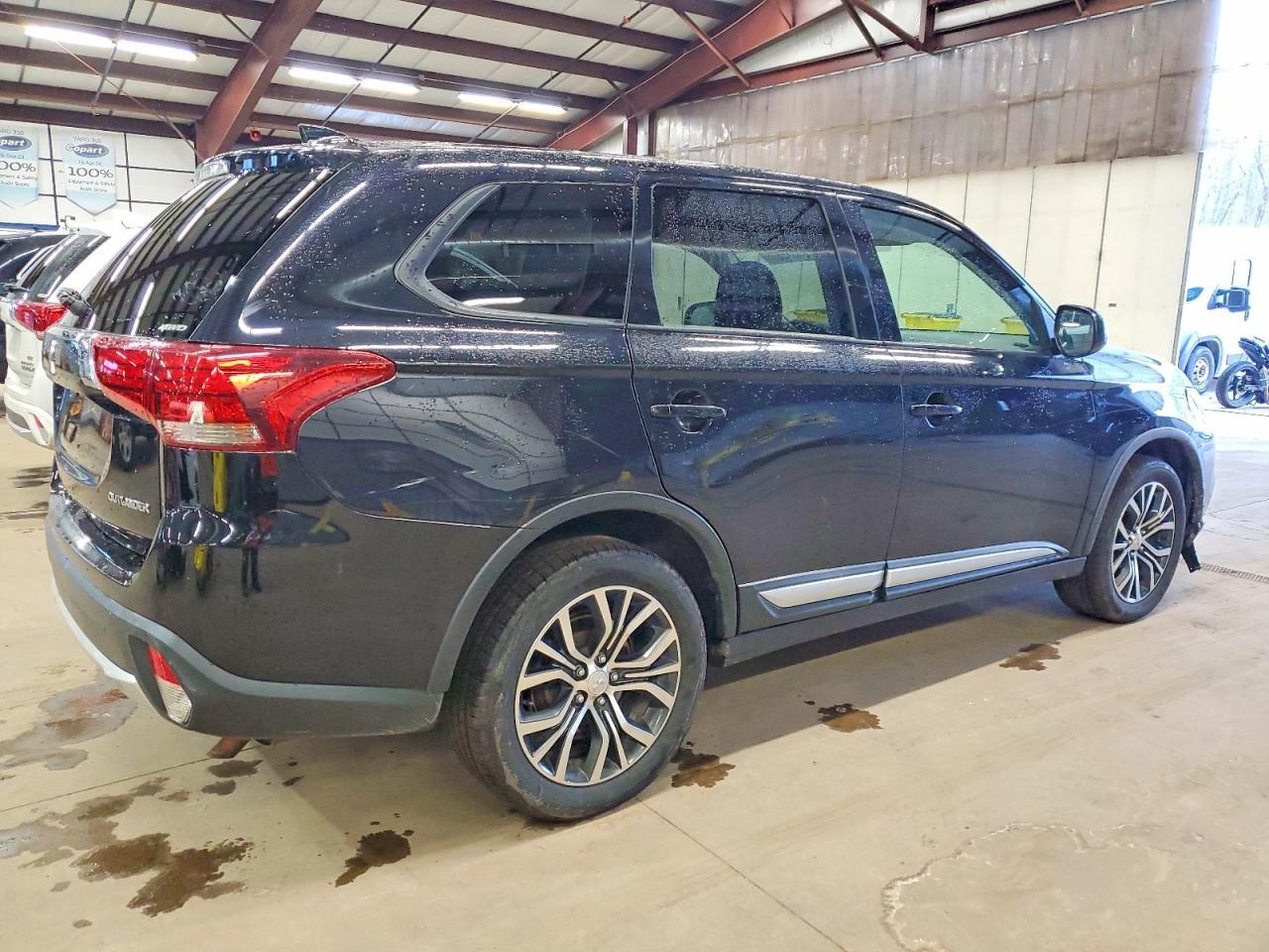 2018 MITSUBISHI outlander