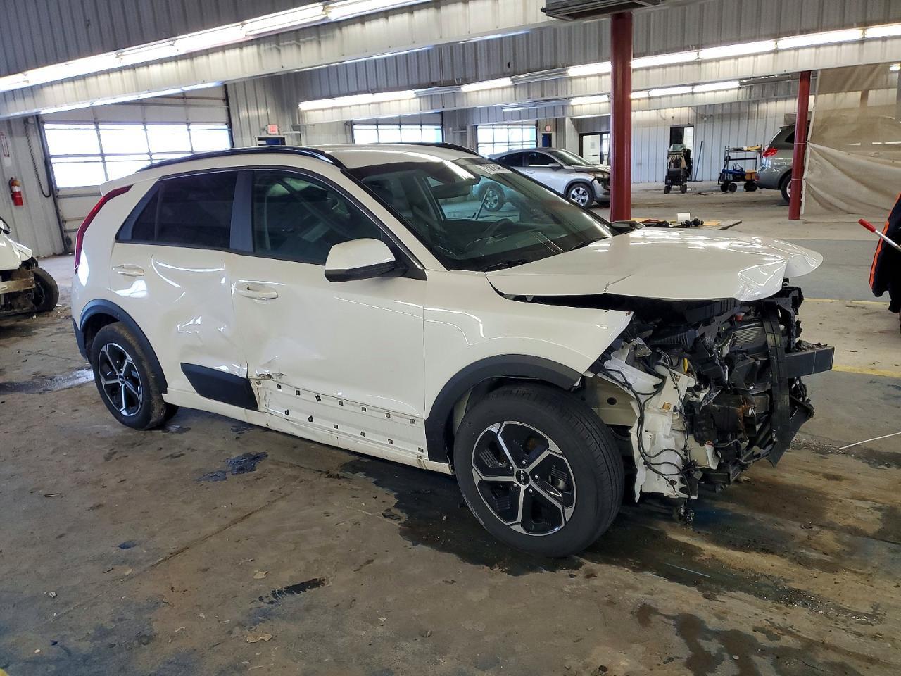 2025 KIA Niro