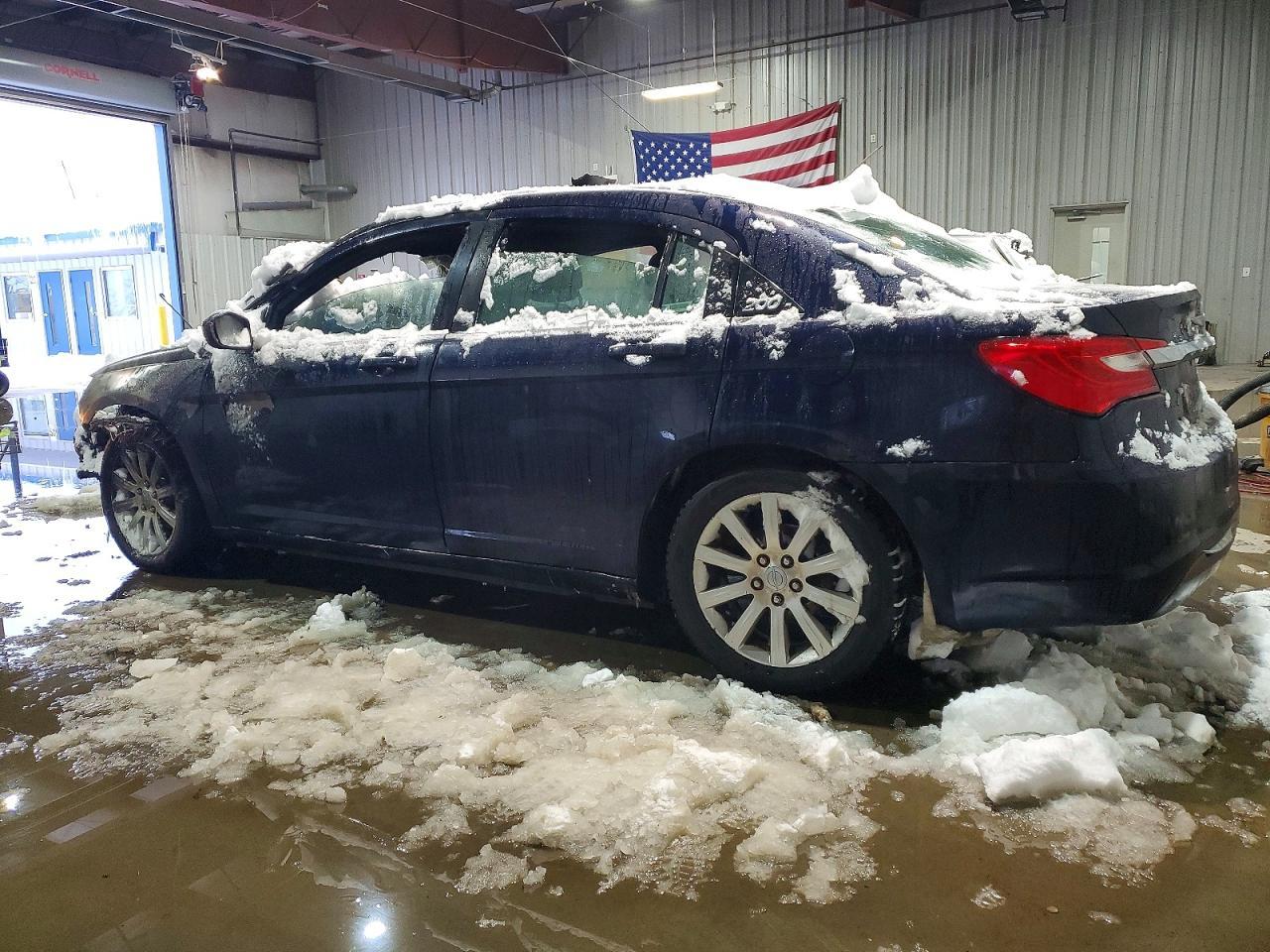 2013 CHRYSLER 200