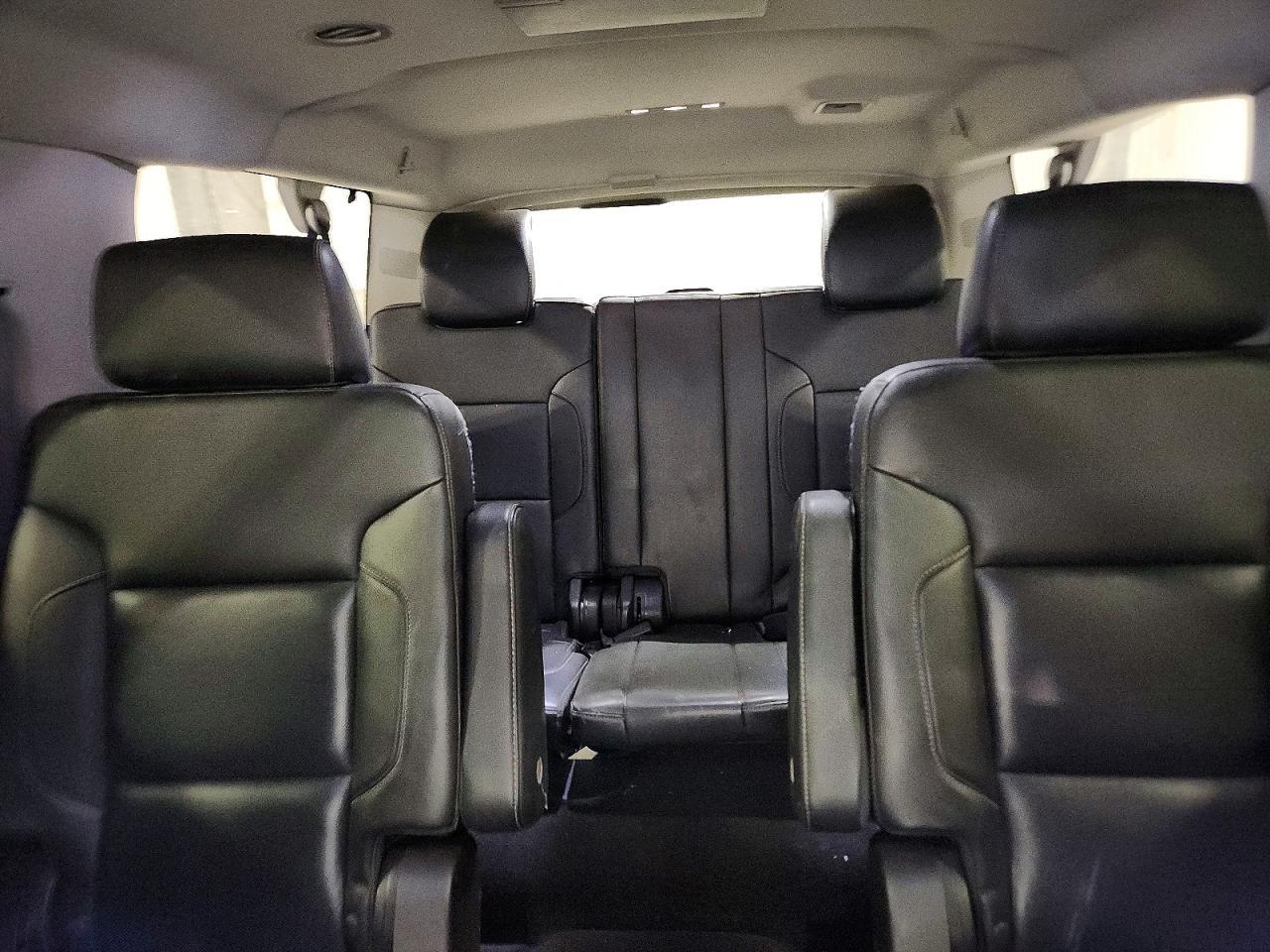 2015 CHEVROLET Suburban