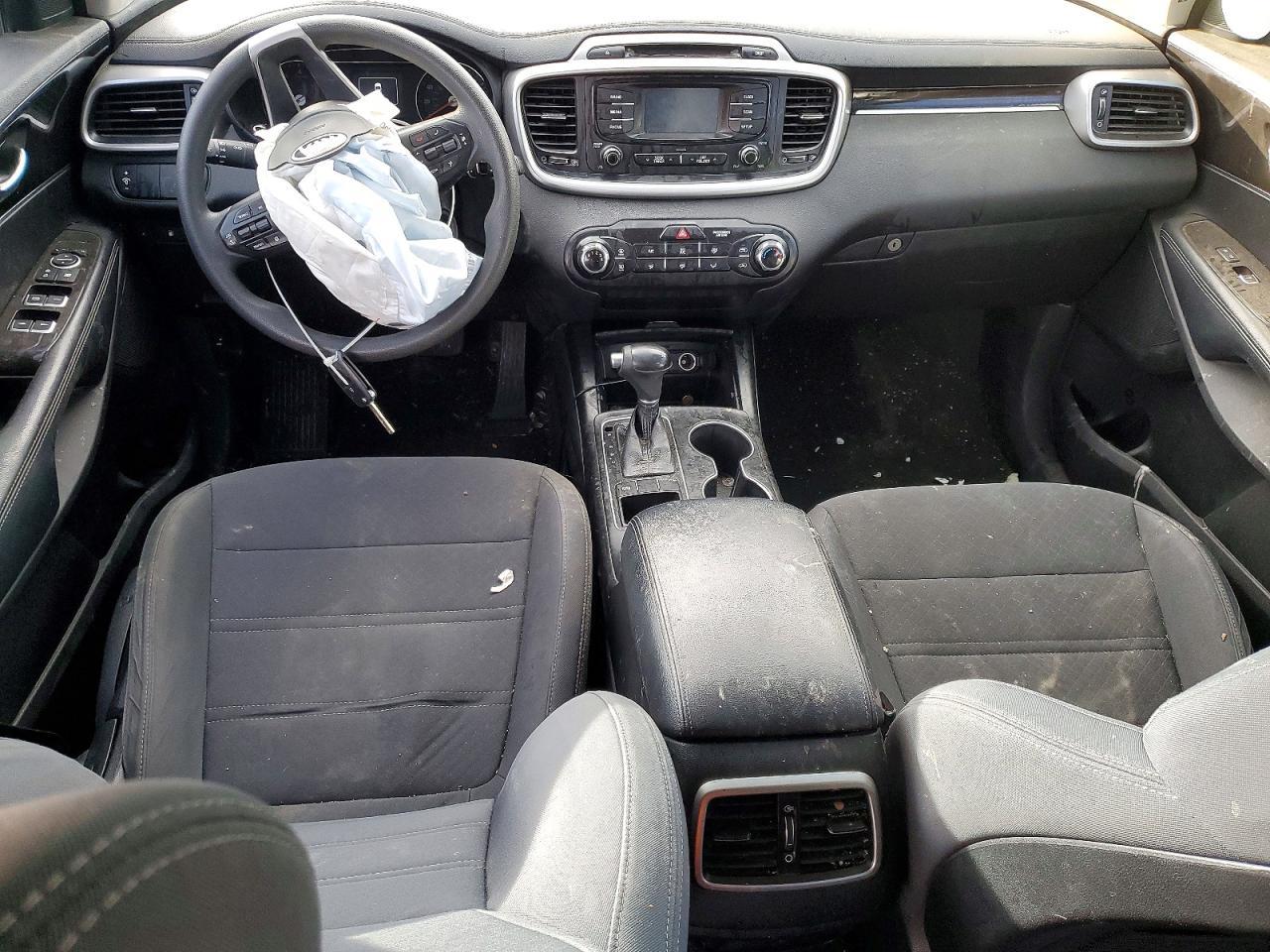 2017 KIA SORENTO