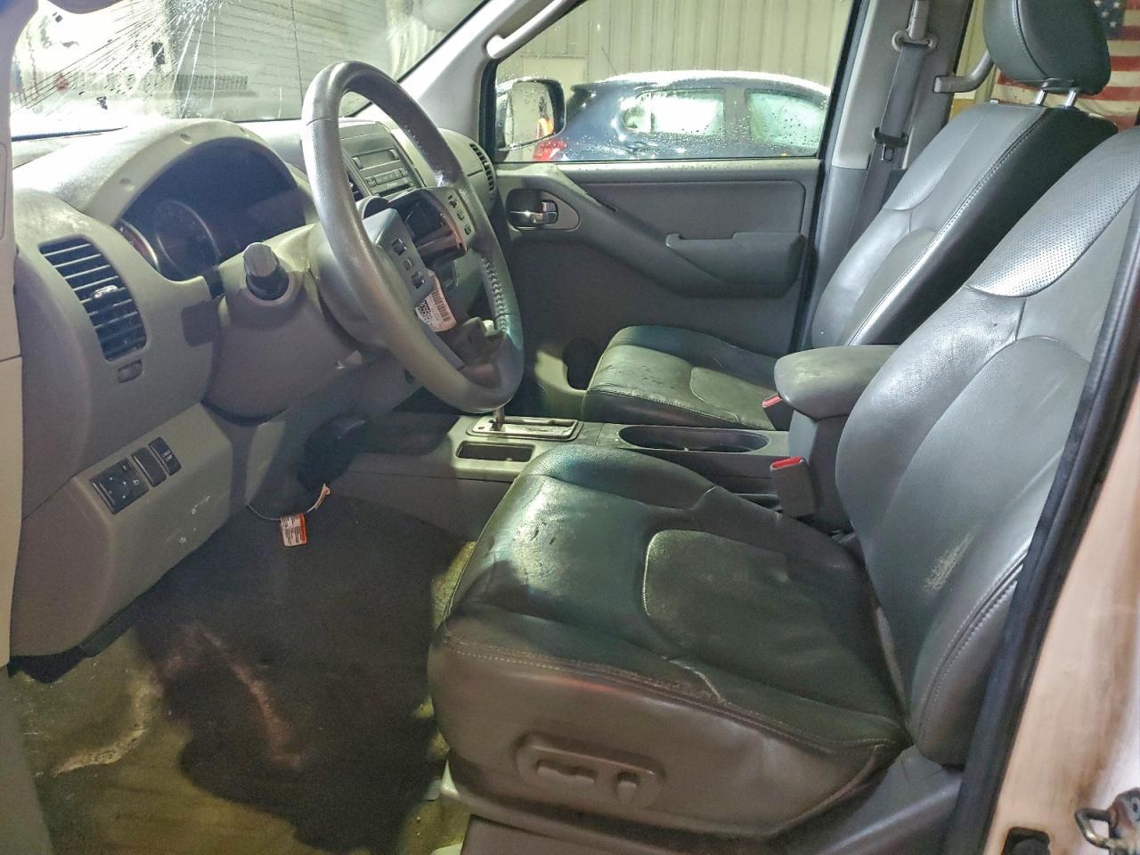 2010 NISSAN Frontier