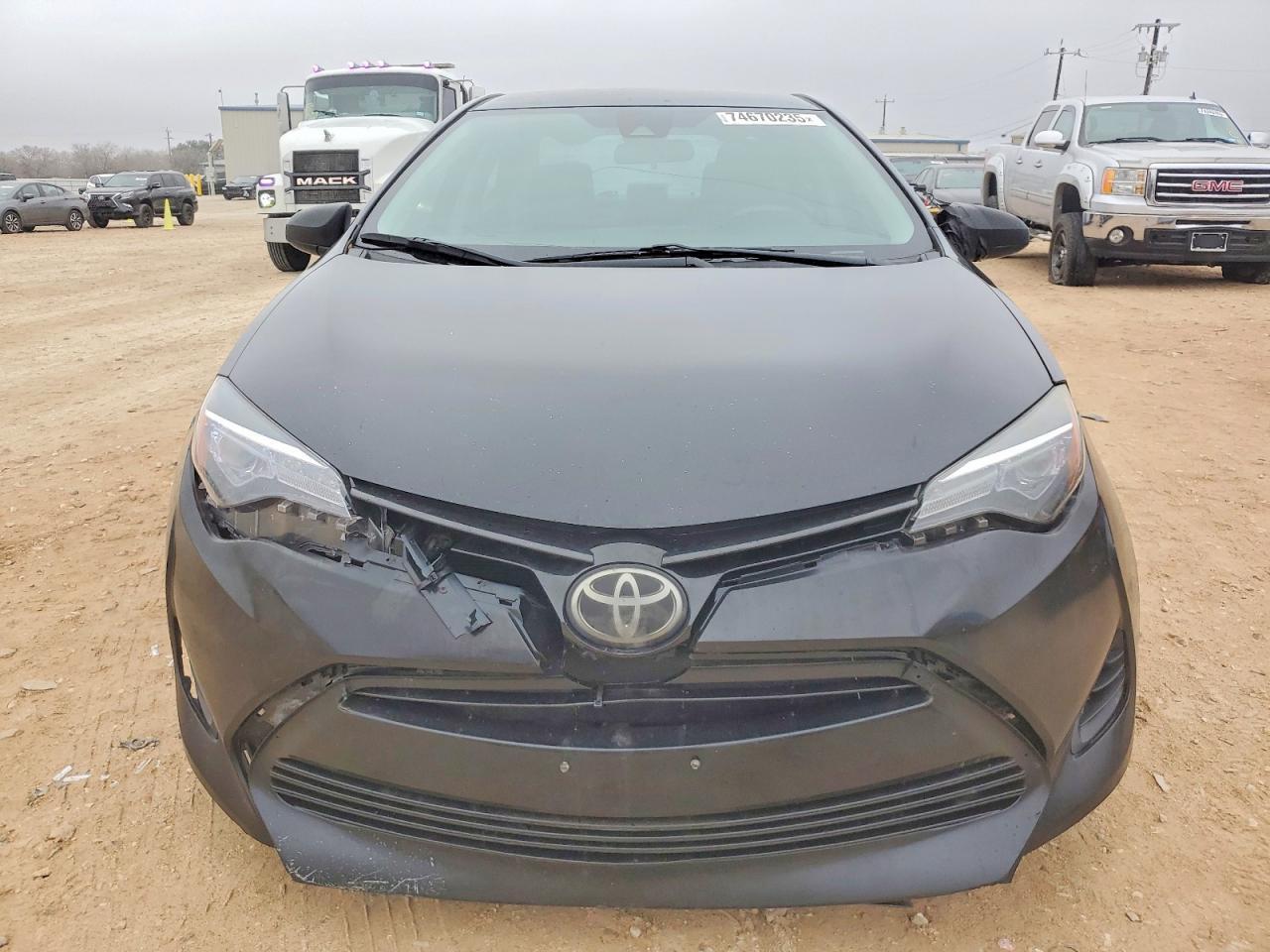2018 TOYOTA COROLLA