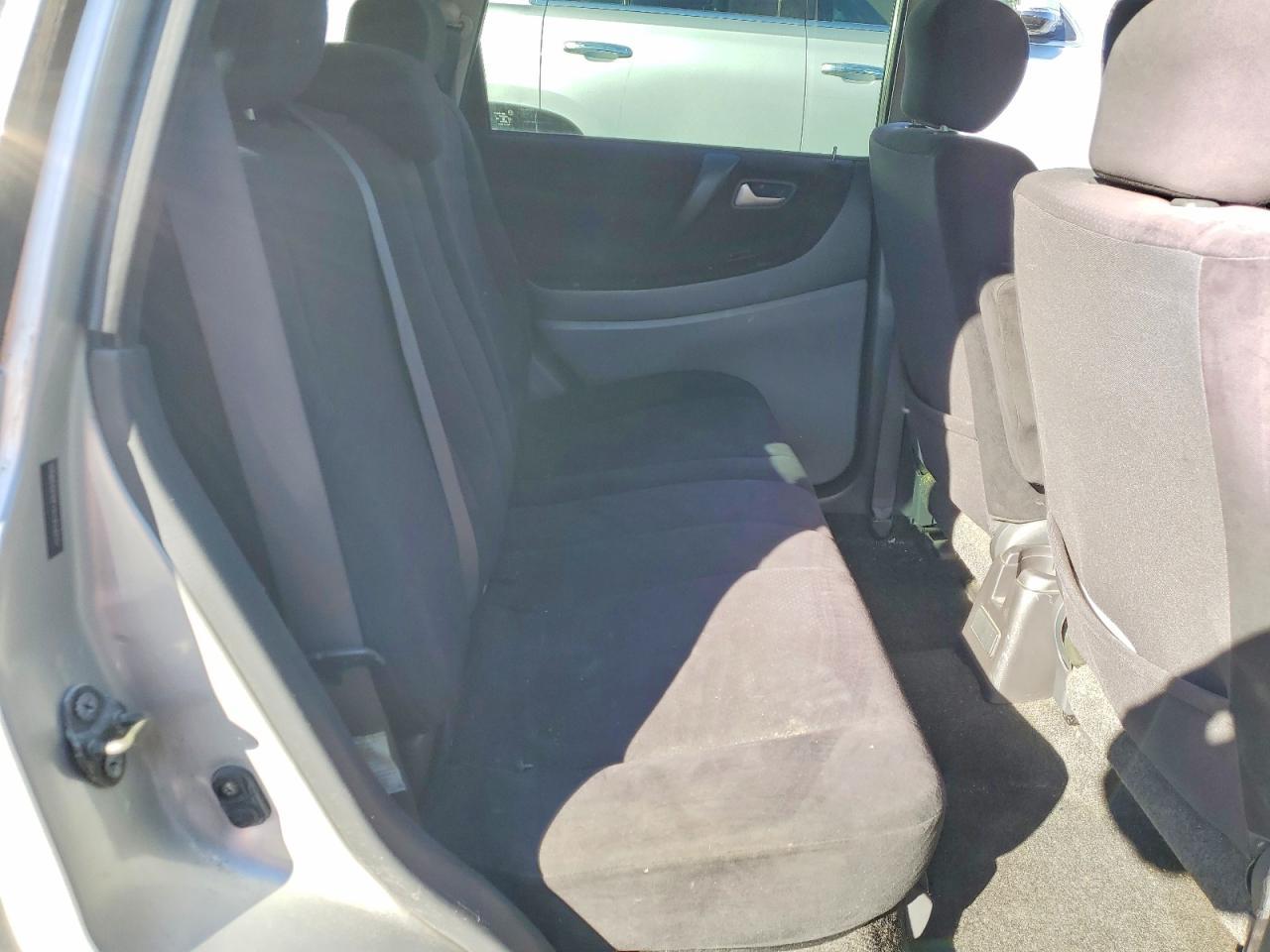 2004 SUZUKI Aerio