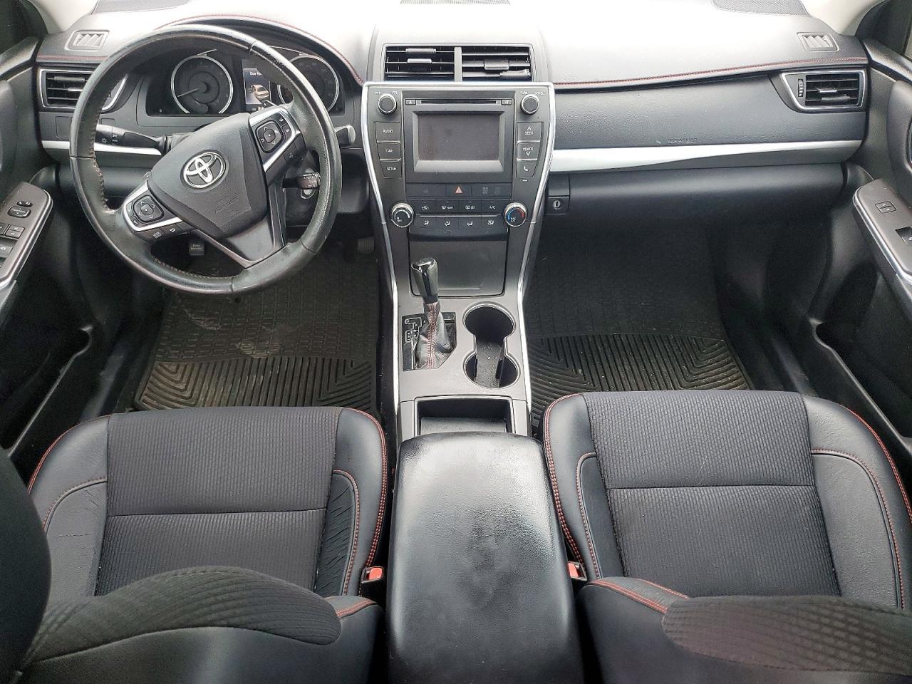 2017 TOYOTA CAMRY