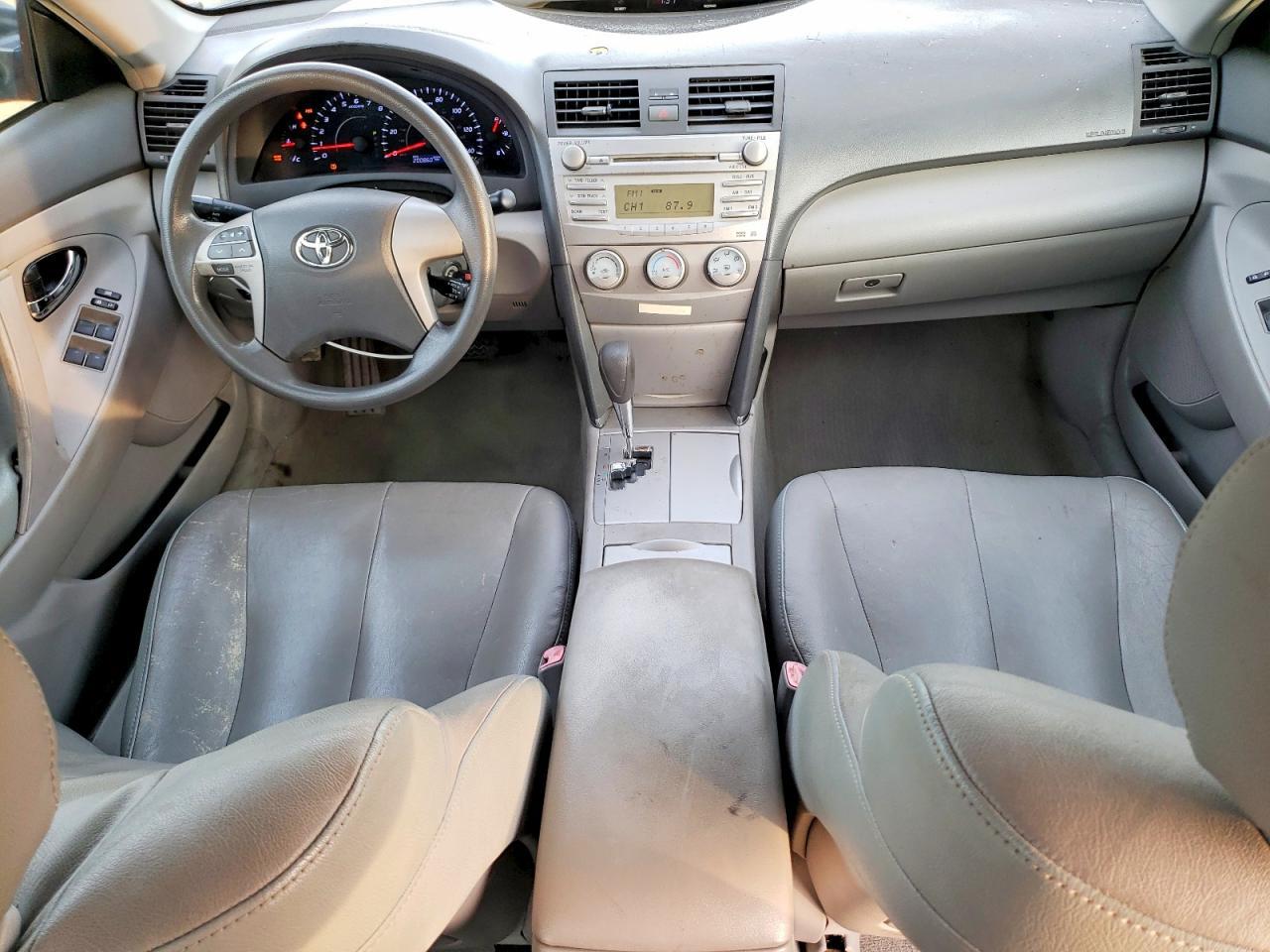 2010 TOYOTA CAMRY