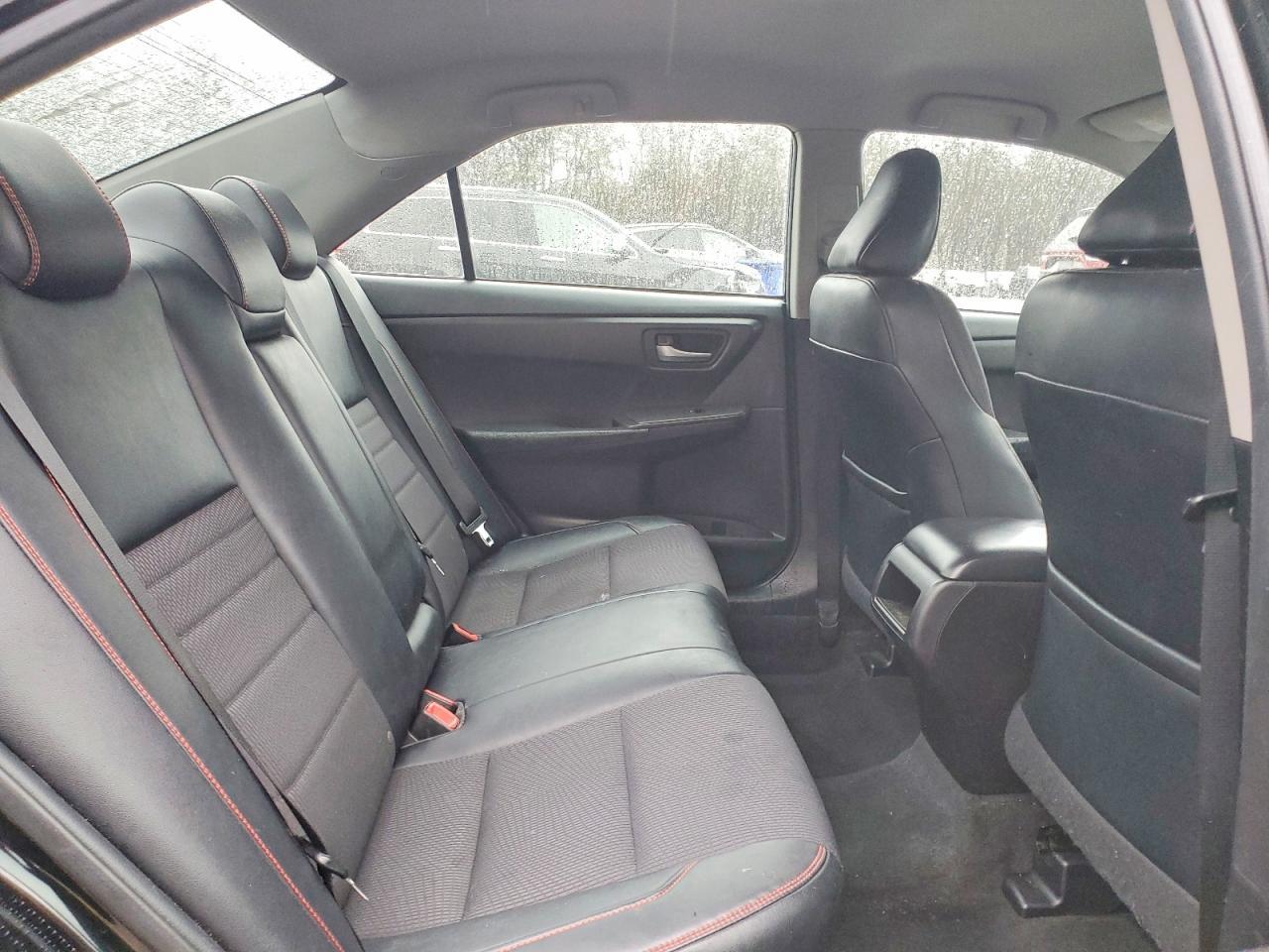 2016 TOYOTA CAMRY