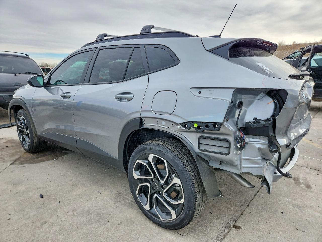 2025 CHEVROLET TRAX