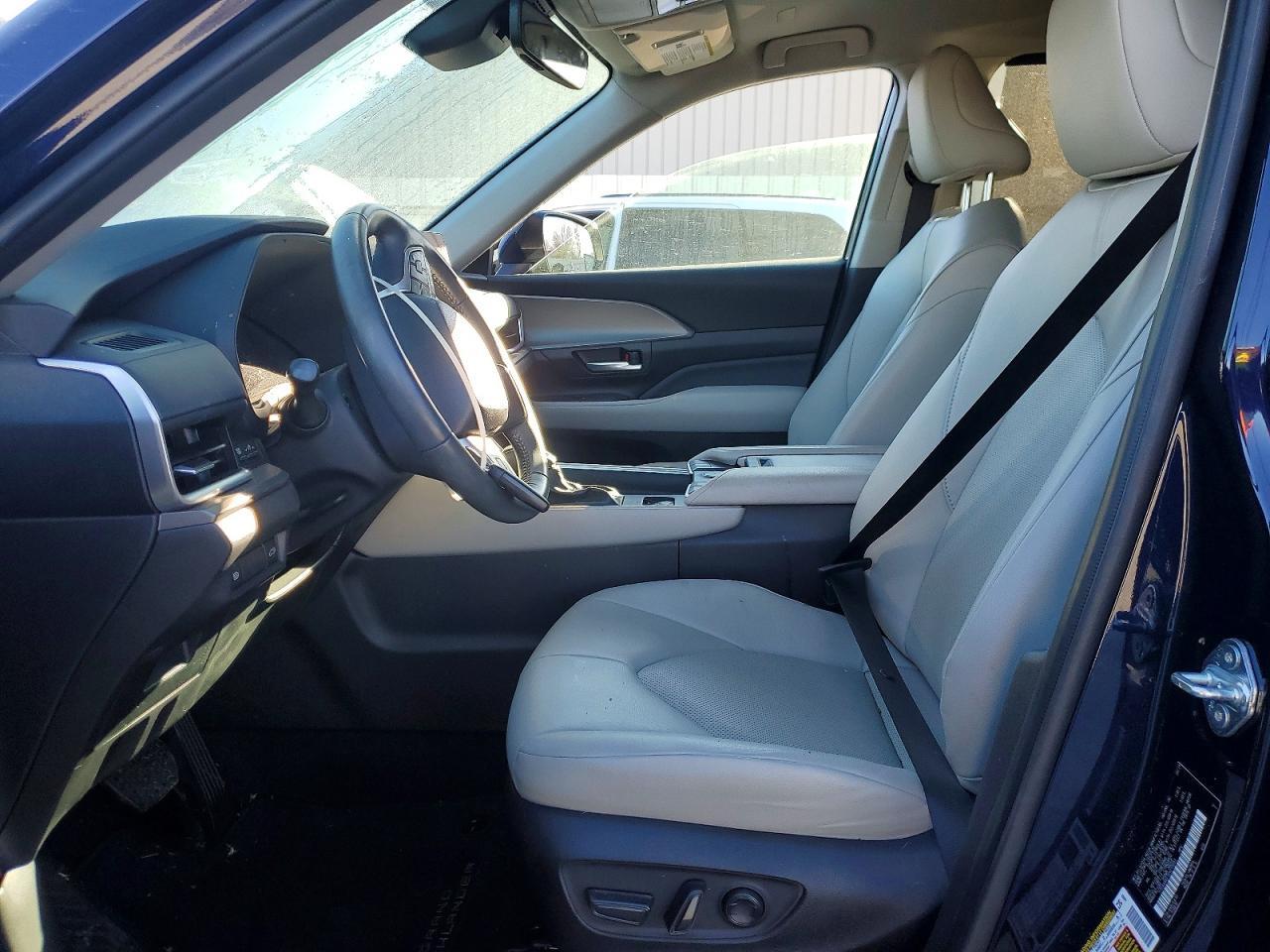 2024 TOYOTA HIGHLANDER