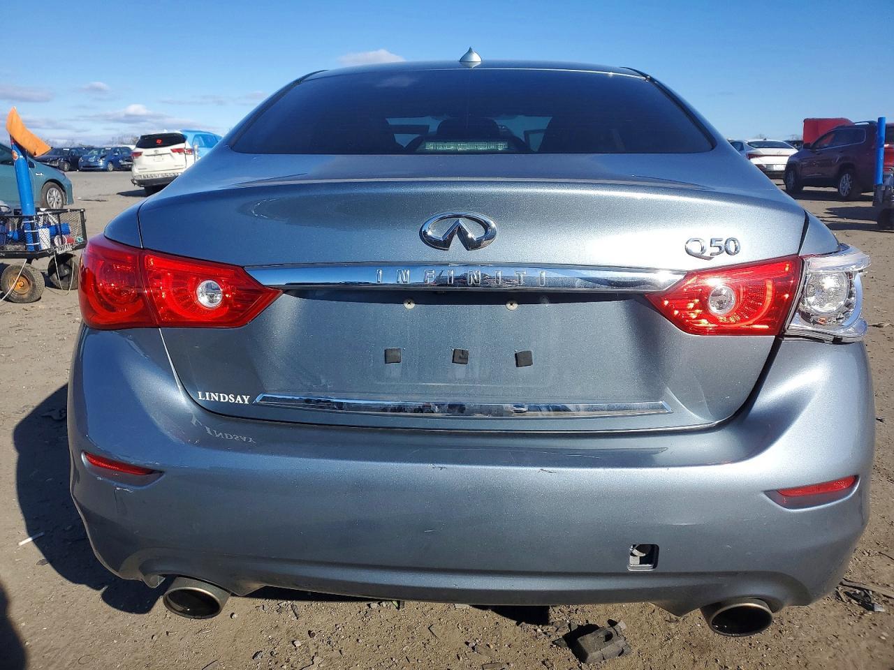 2016 INFINITI Q50