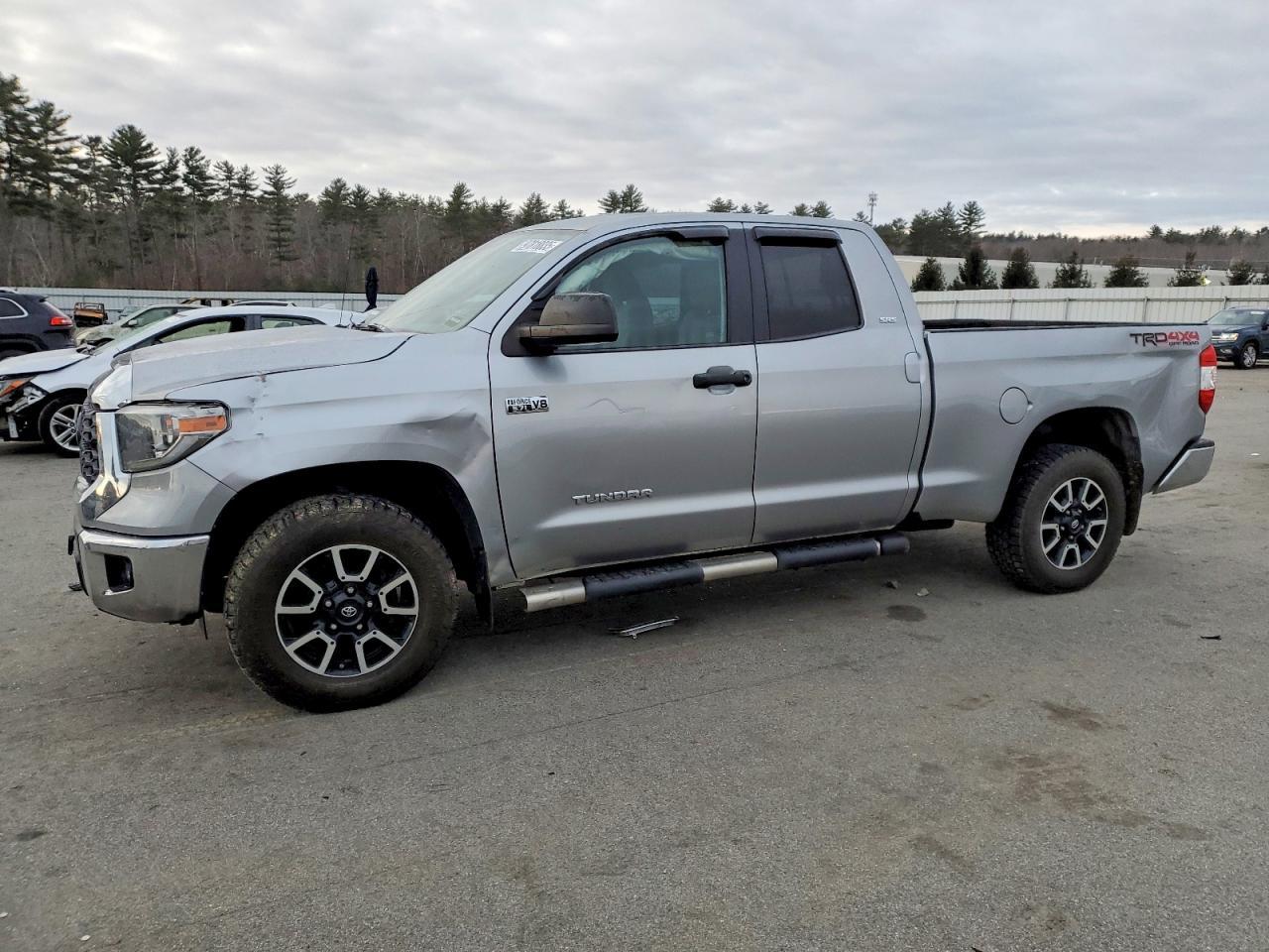 2018 TOYOTA TUNDRA