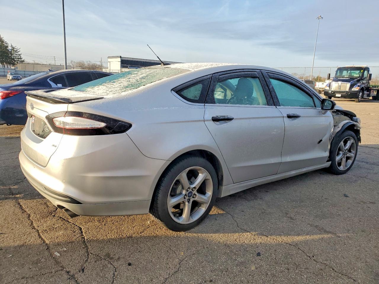 2016 FORD FUSION