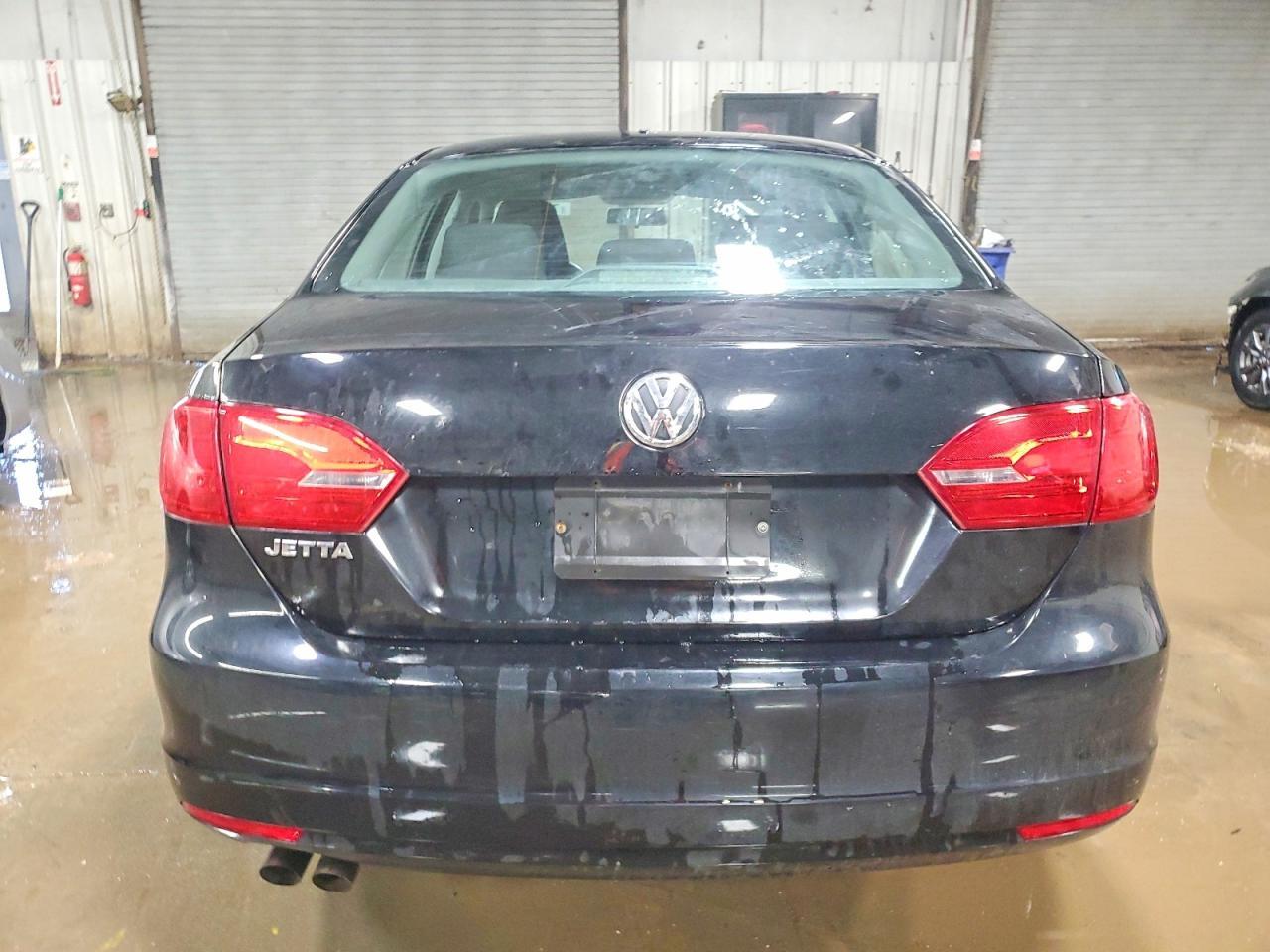 2013 VOLKSWAGEN JETTA
