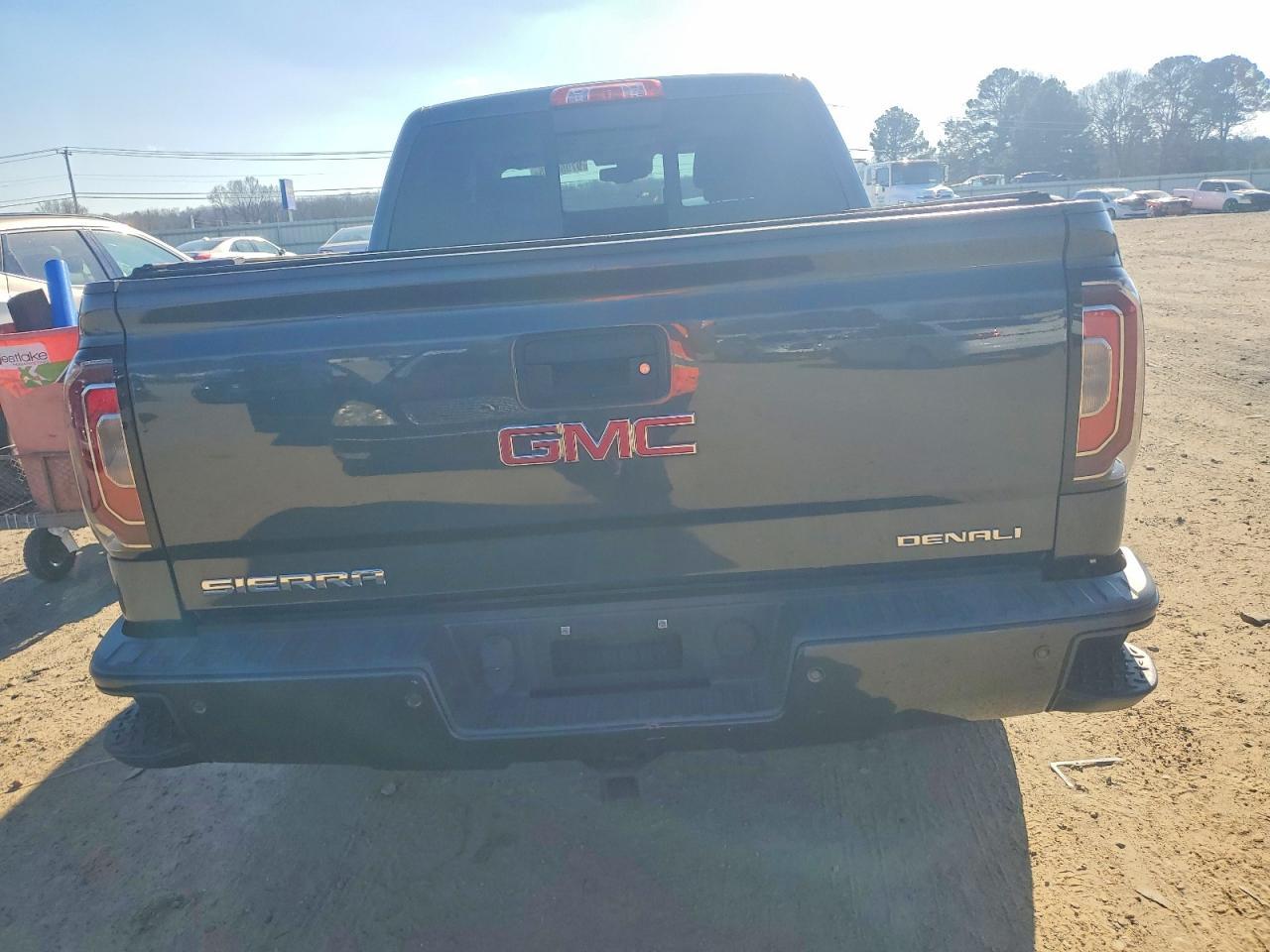 2018 GMC Sierra