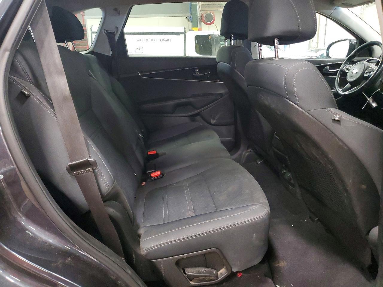2017 KIA SORENTO