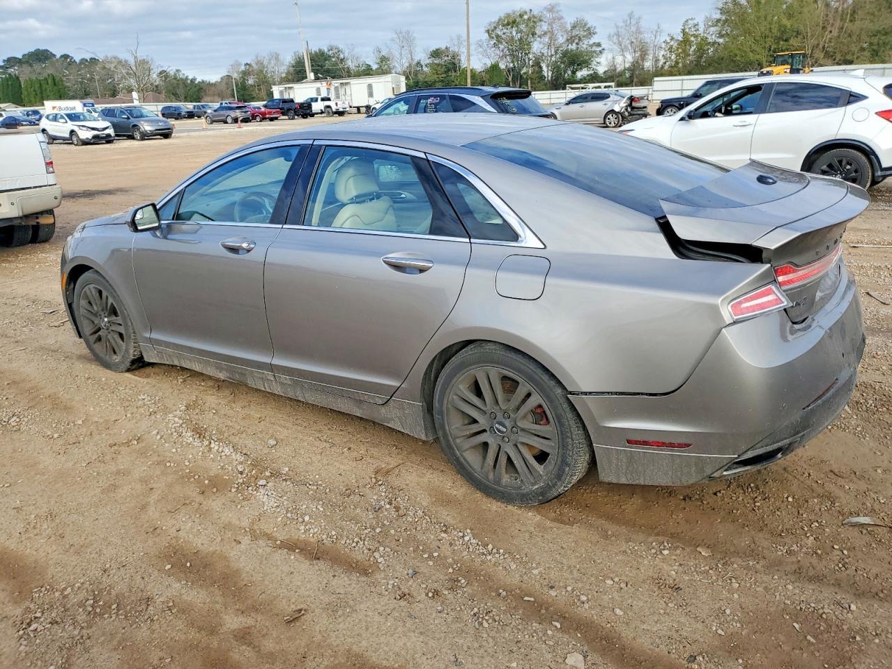 2016 LINCOLN MKZ