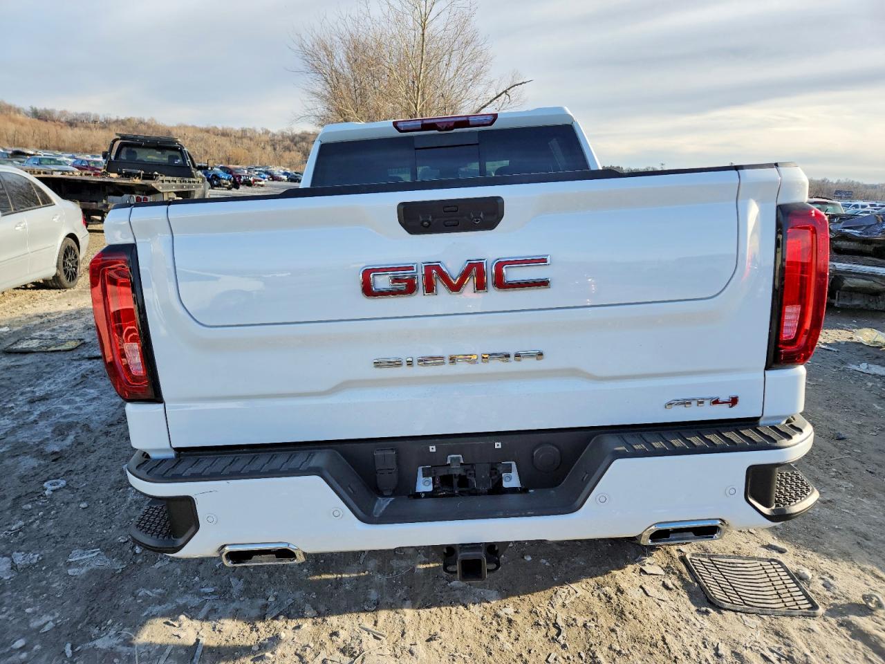 2024 GMC Sierra