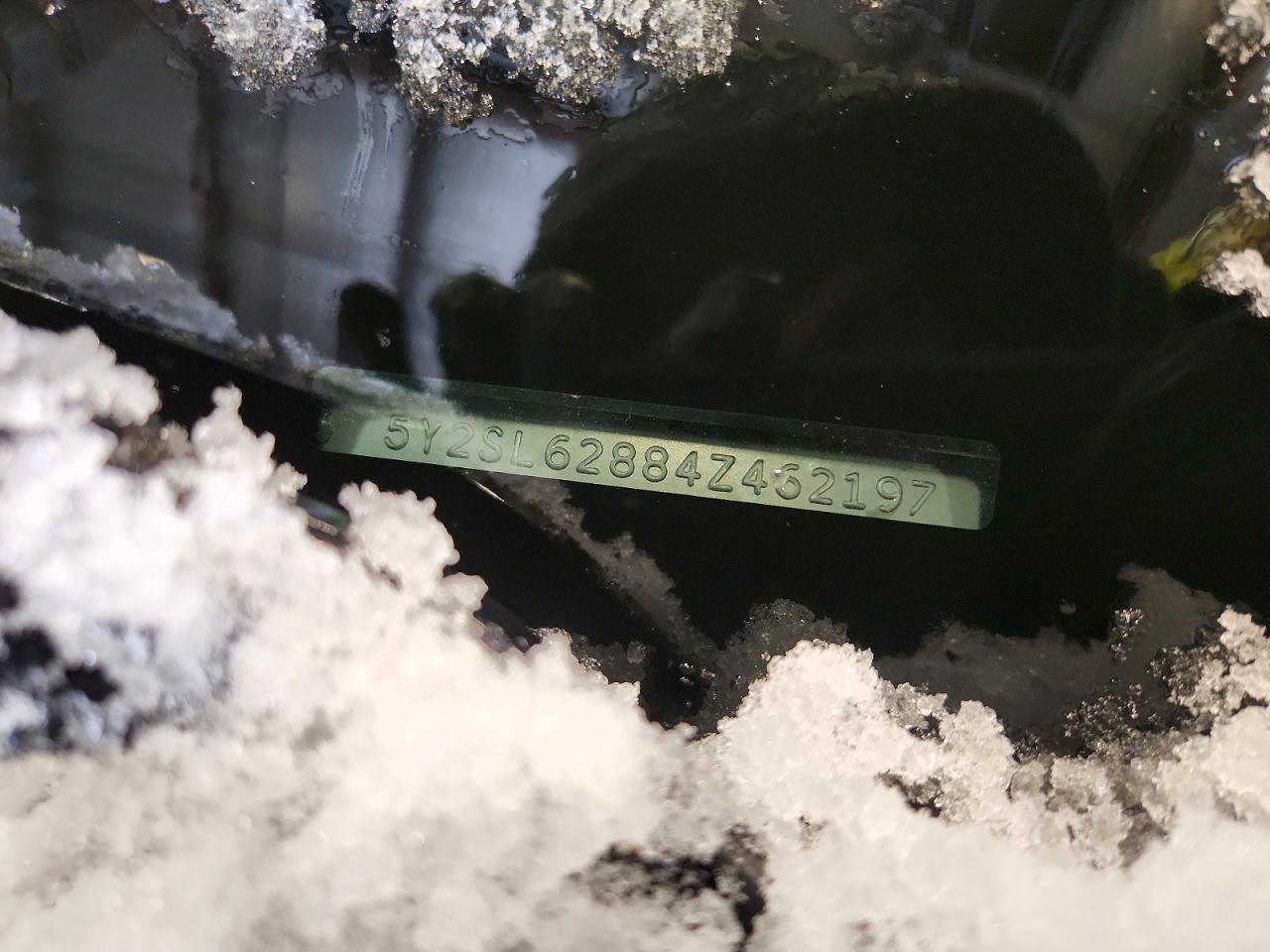 2004 PONTIAC VIBE