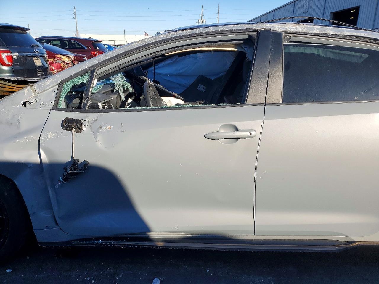 2022 TOYOTA COROLLA