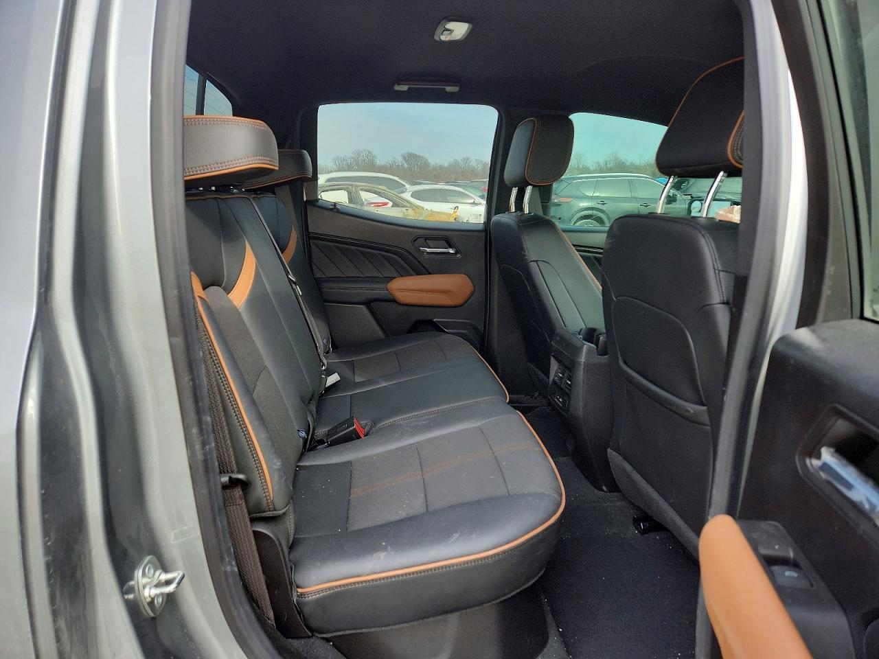 2024 GMC CANYON
