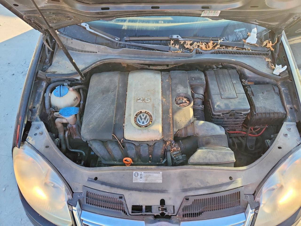 2009 VOLKSWAGEN JETTA