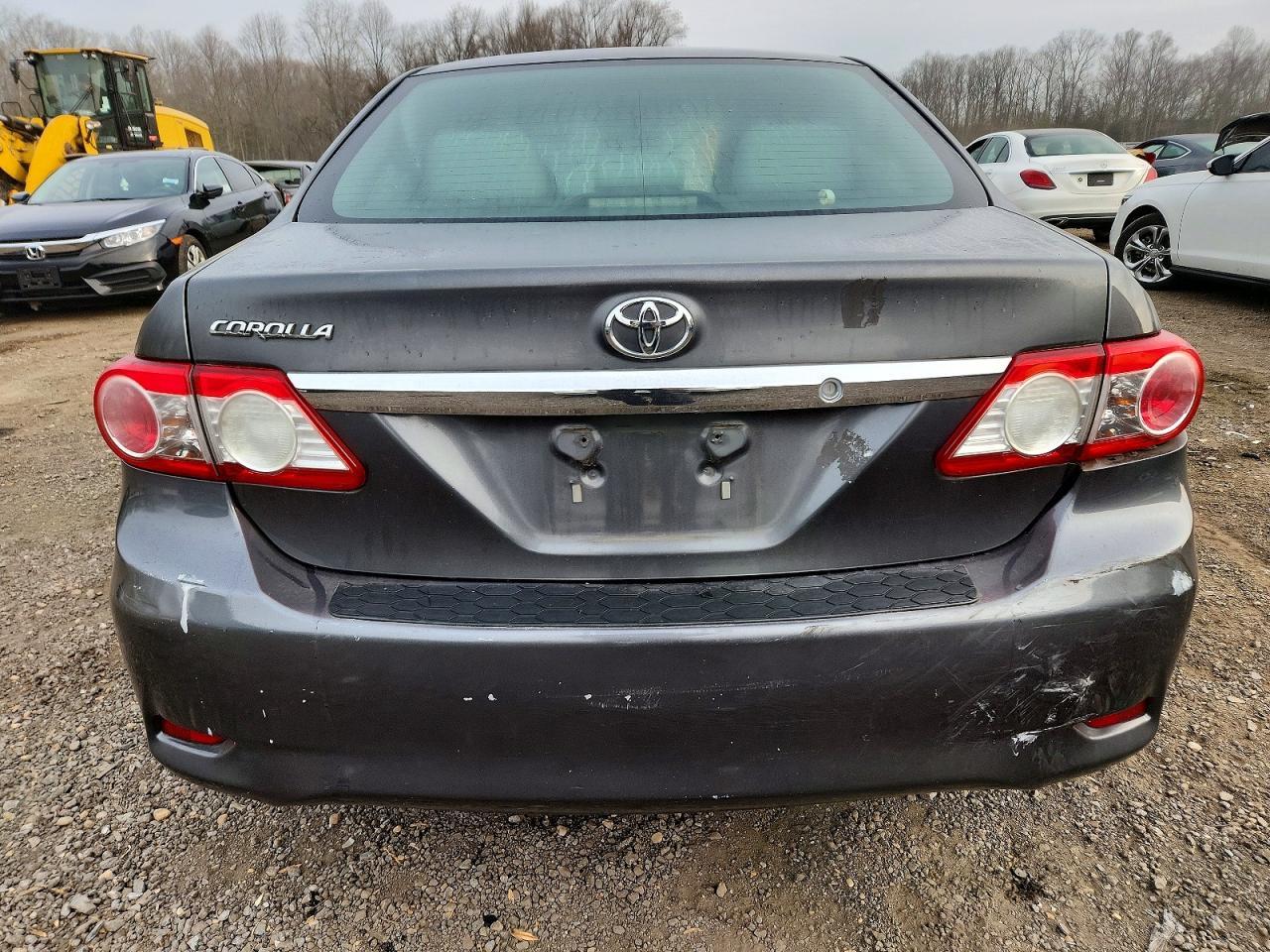 2013 TOYOTA COROLLA
