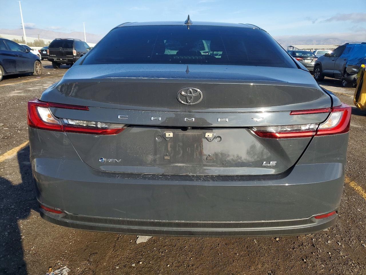 2025 TOYOTA CAMRY