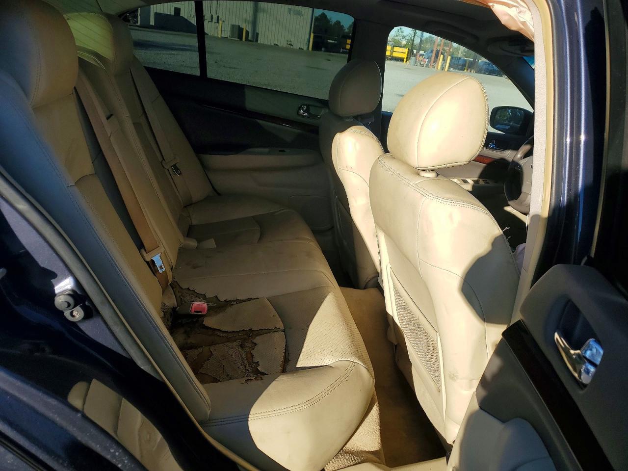 2012 INFINITI G37