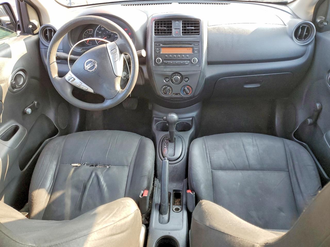 2015 NISSAN VERSA
