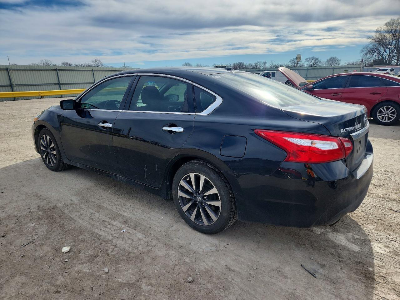 2017 NISSAN ALTIMA