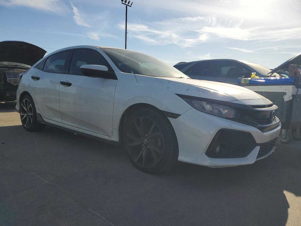 2018 HONDA CIVIC