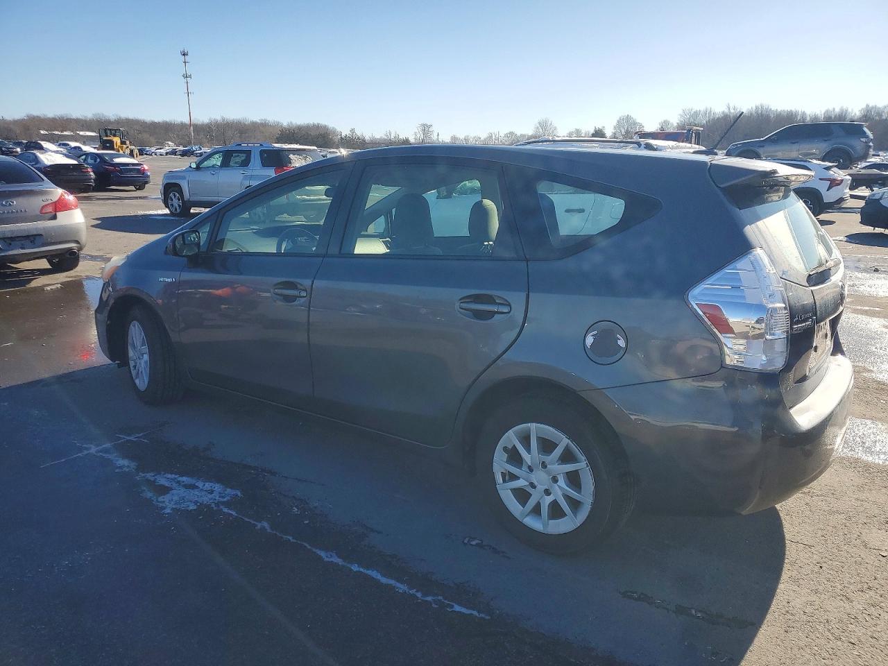 2012 TOYOTA PRIUS V